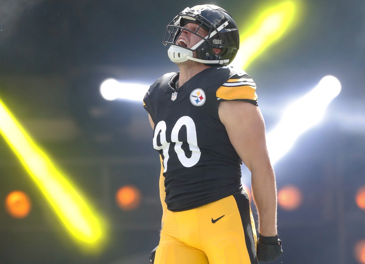 Oct 8, 2023; Pittsburgh, Pennsylvania, USA; Pittsburgh Steelers linebacker T.J. Watt (90) reacts as he take the field to play the Baltimore Ravens at Acrisure Stadium. Mandatory Credit: Charles LeClaire-USA TODAY Sports