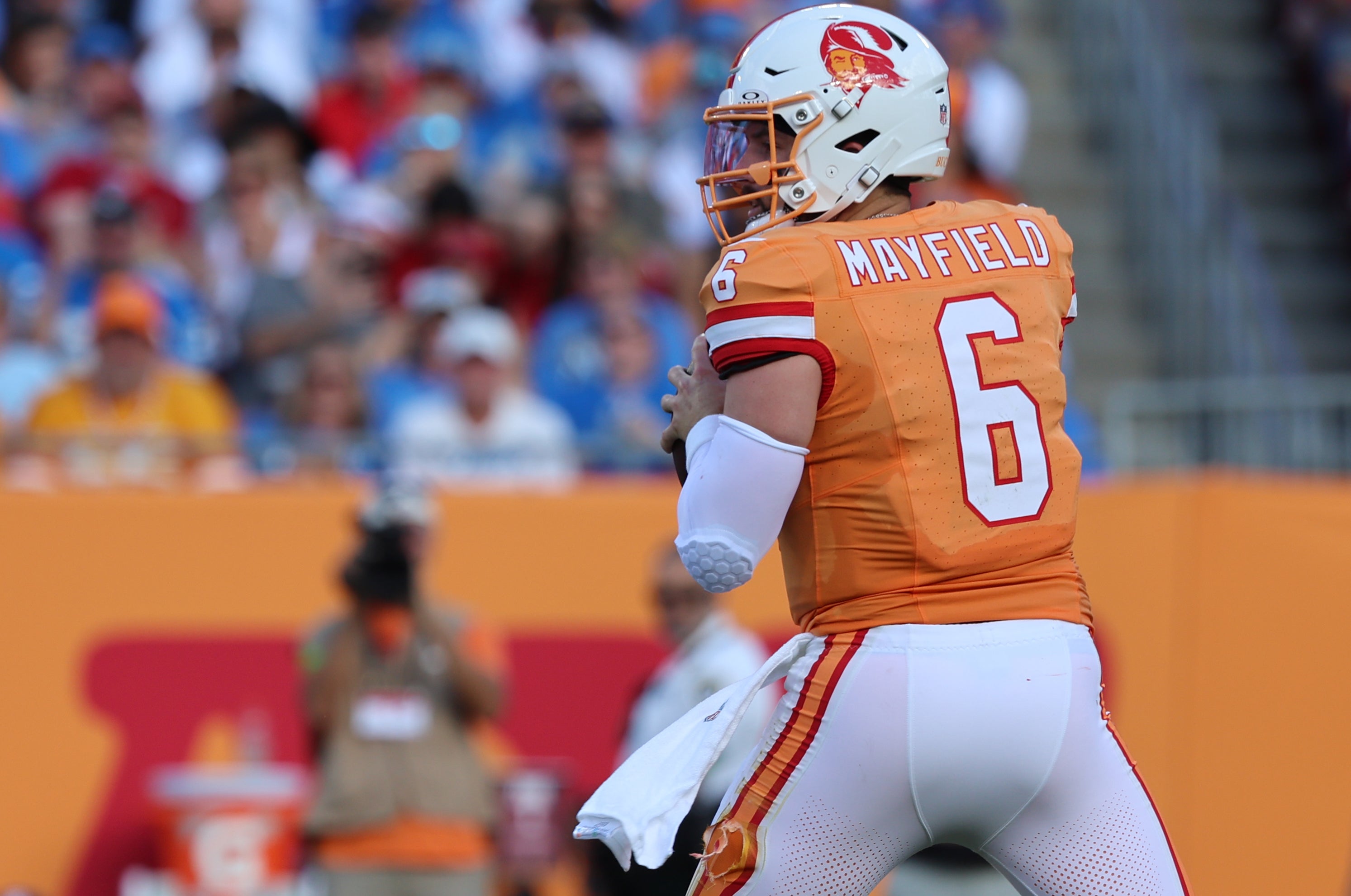 Oct 15, 2023; Tampa, Florida, USA; Tampa Bay Buccaneers quarterback Baker Mayfield (6) drops back to pass against the Detroit Lions during the first half at Raymond James Stadium. Mandatory Credit: Kim Klement Neitzel-USA TODAY Sports