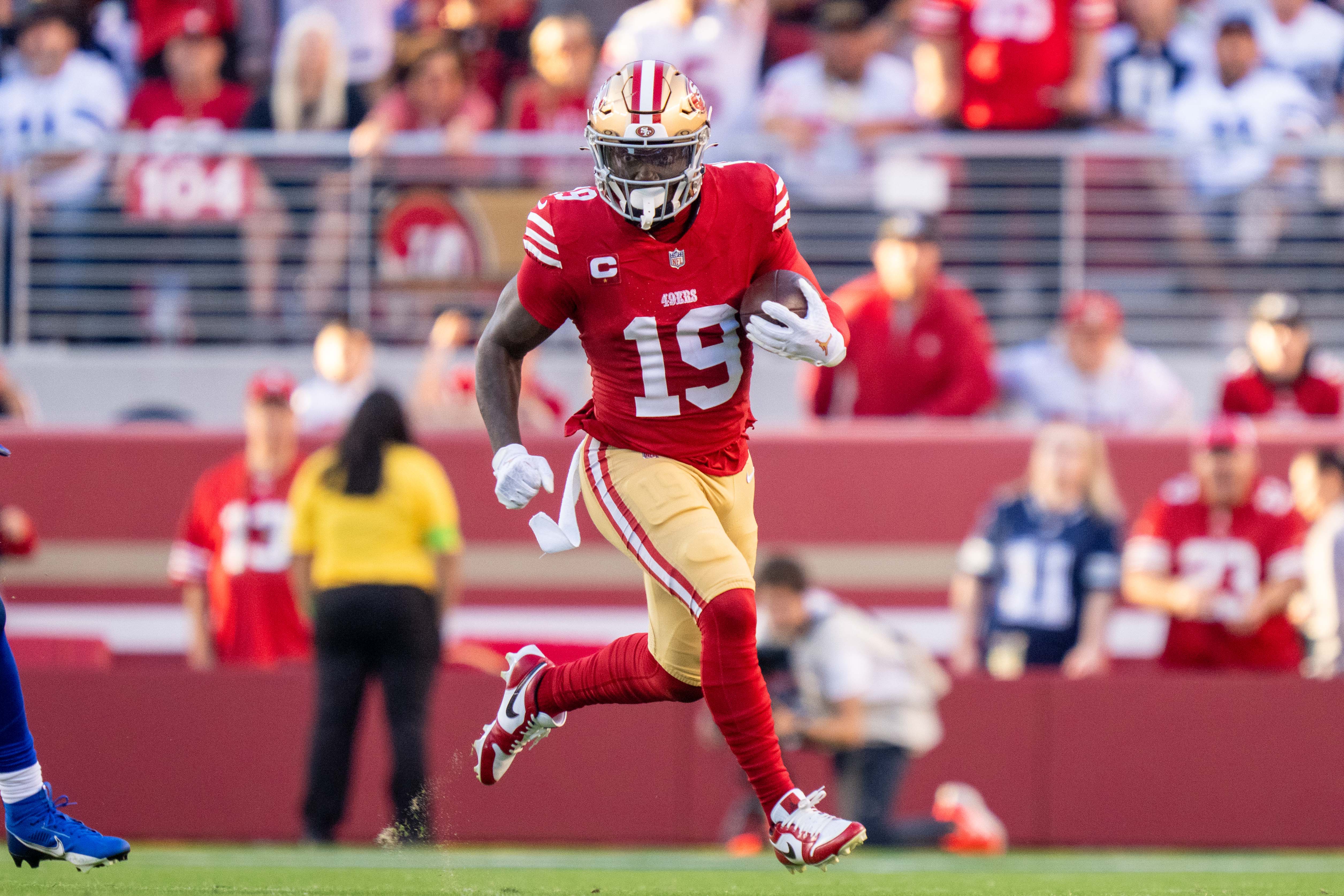 October 8, 2023; Santa Clara, California, USA; San Francisco 49ers wide receiver Deebo Samuel (19) during the first quarter against the Dallas Cowboys at Levi's Stadium.