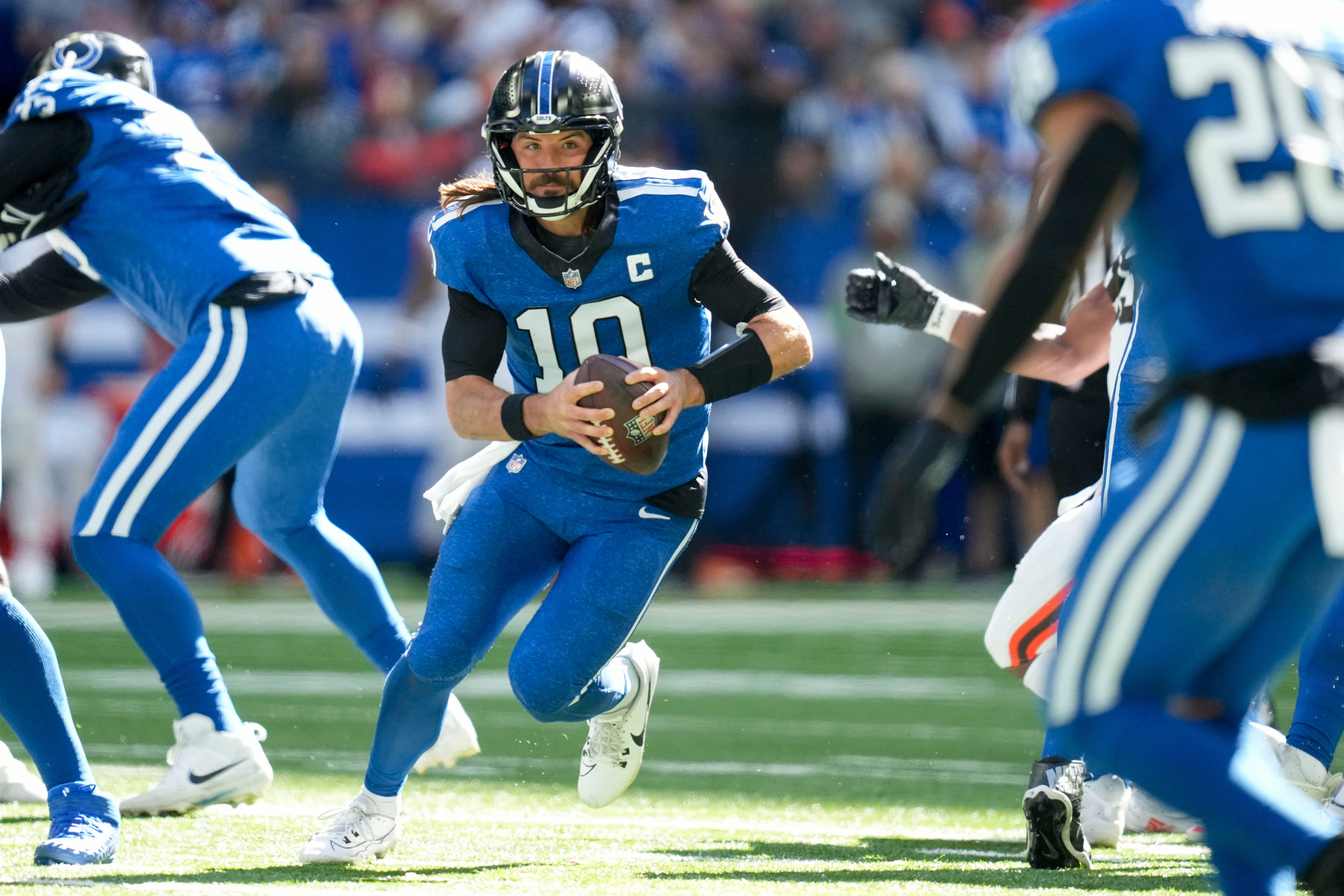 Indianapolis Colts quarterback Gardner Minshew II (10) rushes the ball Sunday, Oct. 22, 2023, during a game against the Cleveland Browns at Lucas Oil Stadium in Indianapolis.
