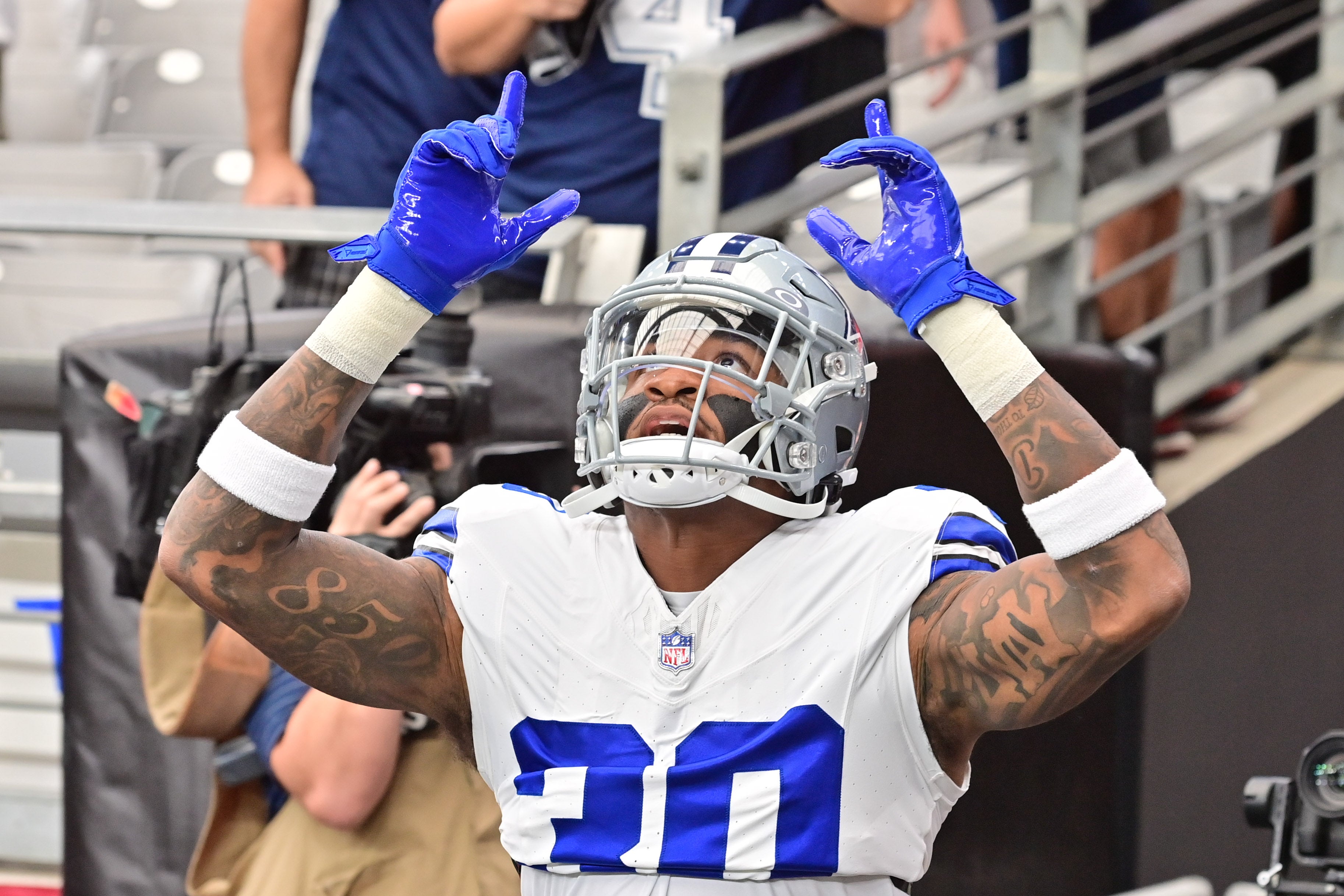 Dallas Cowboys safety Juanyeh Thomas (30) takes the field prior to the game against the Arizona Cardinals at State Farm Stadium. Mandatory Credit: Matt Kartozian-USA TODAY Sports