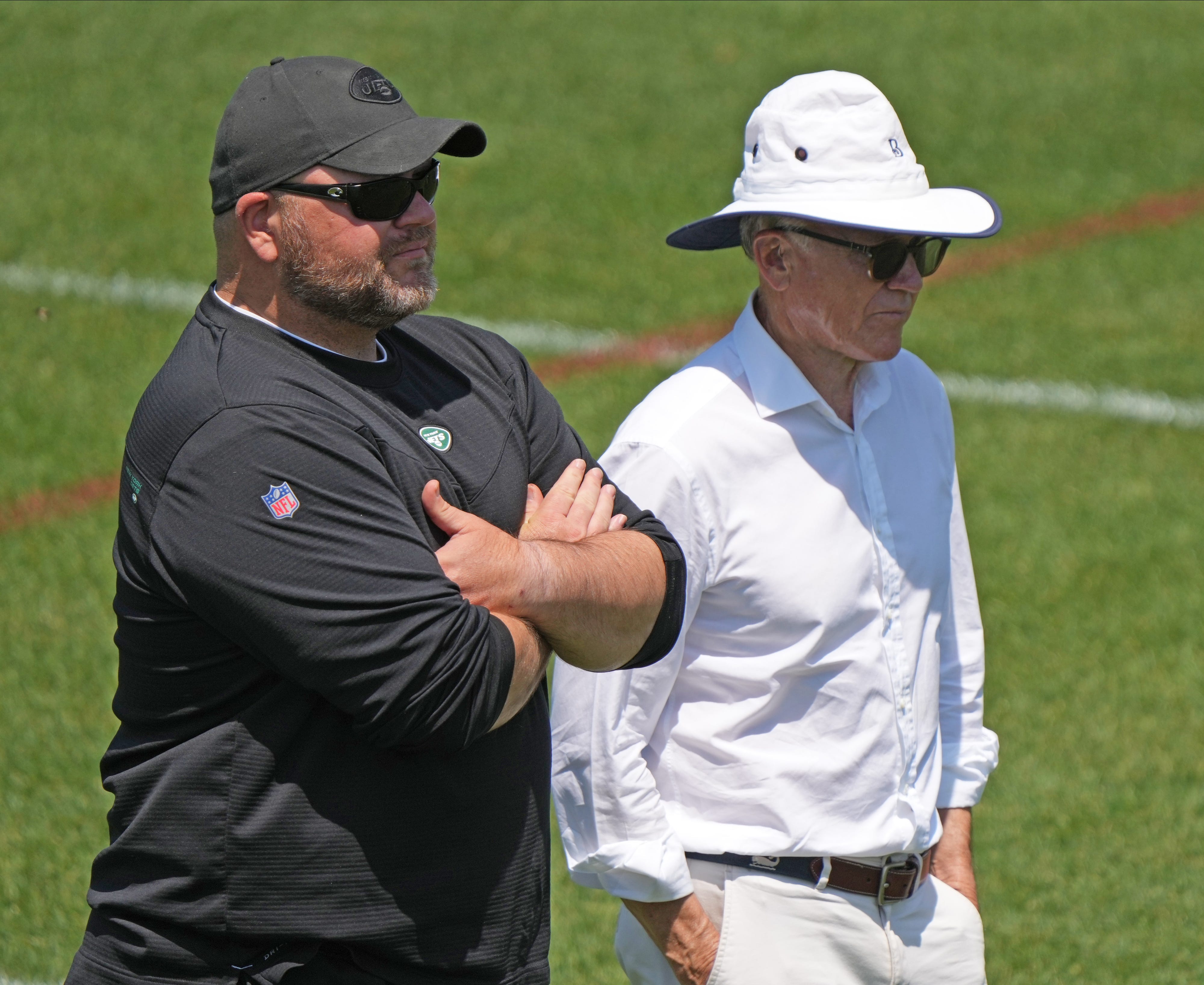 General manager Joe Douglas and owner Woody Johnson during the Jets OTA.