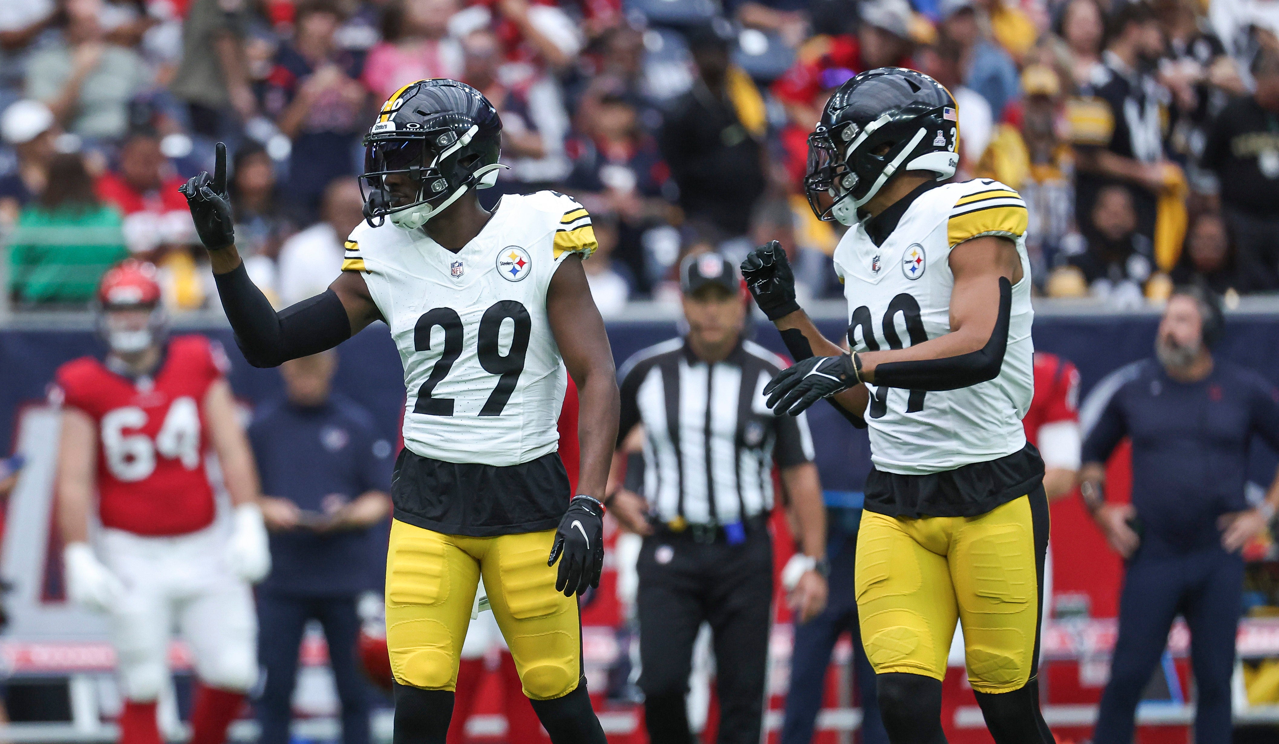 Oct 1, 2023; Houston, Texas, USA; Pittsburgh Steelers cornerback Levi Wallace (29) reacts after a play during the first quarter against the Houston Texans at NRG Stadium. Mandatory Credit: Troy Taormina-USA TODAY Sports