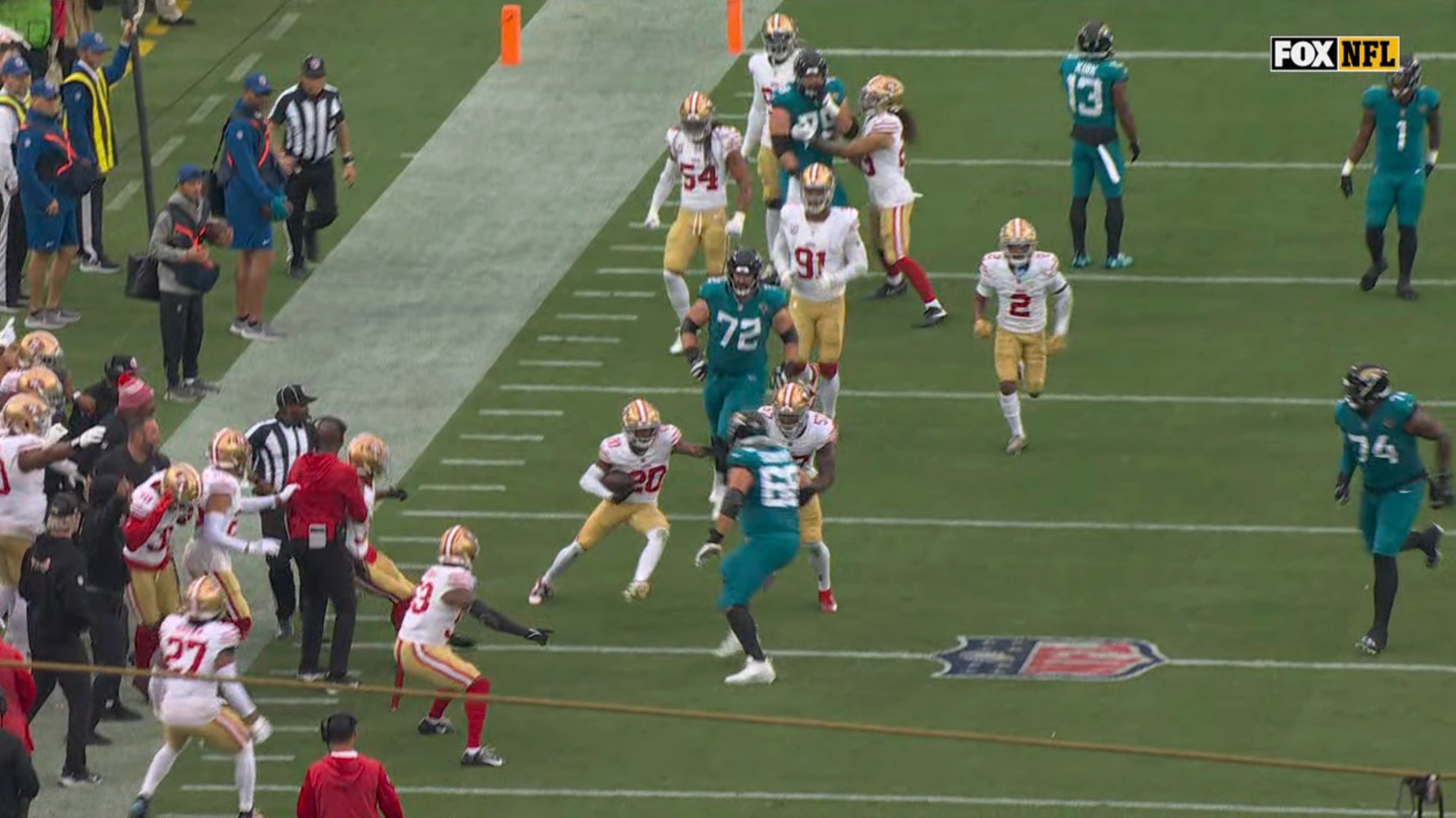 Ambry Thomas was robbed of a touchdown by his teammates entering the field mid-play