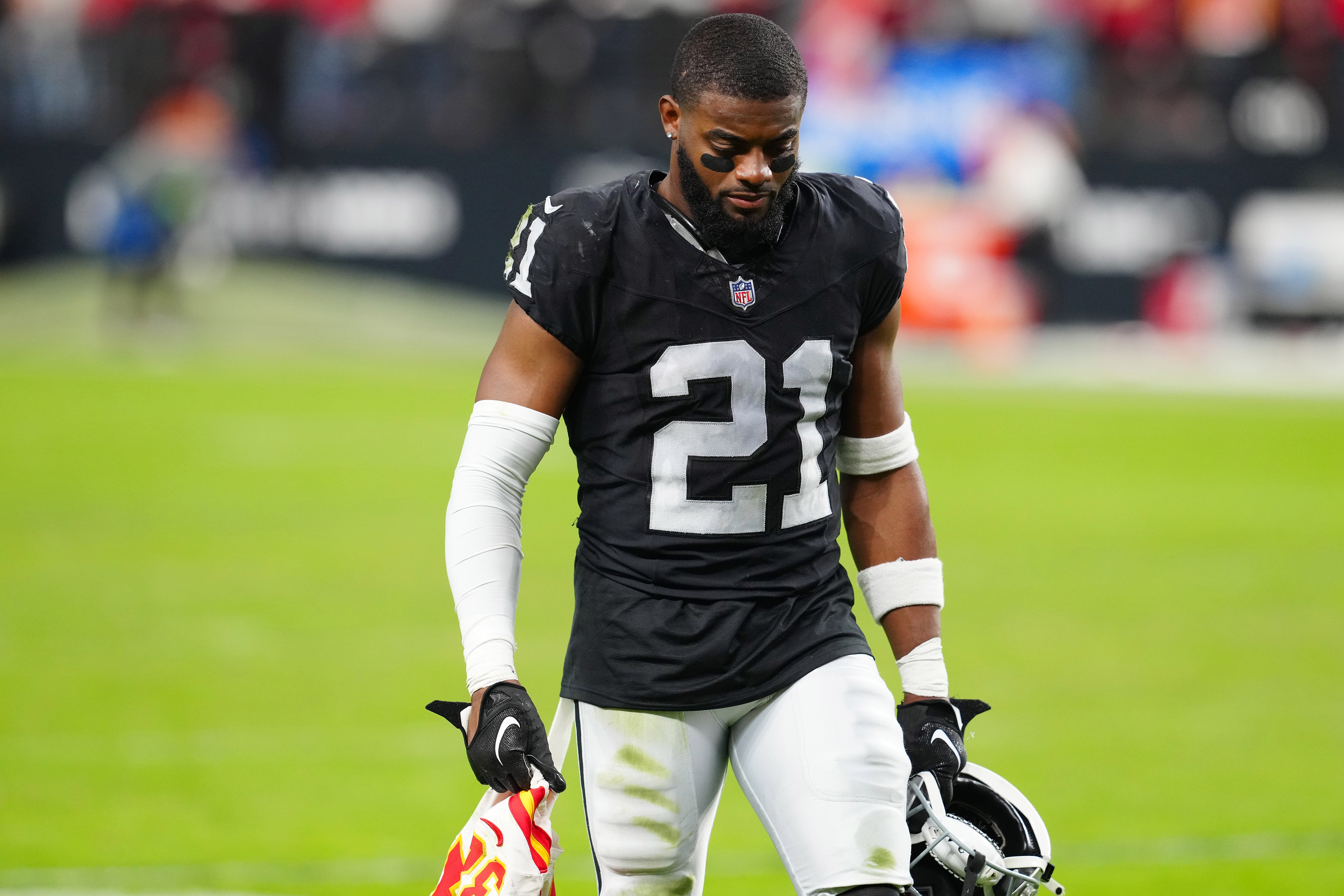 Las Vegas Raiders Amik Robertson