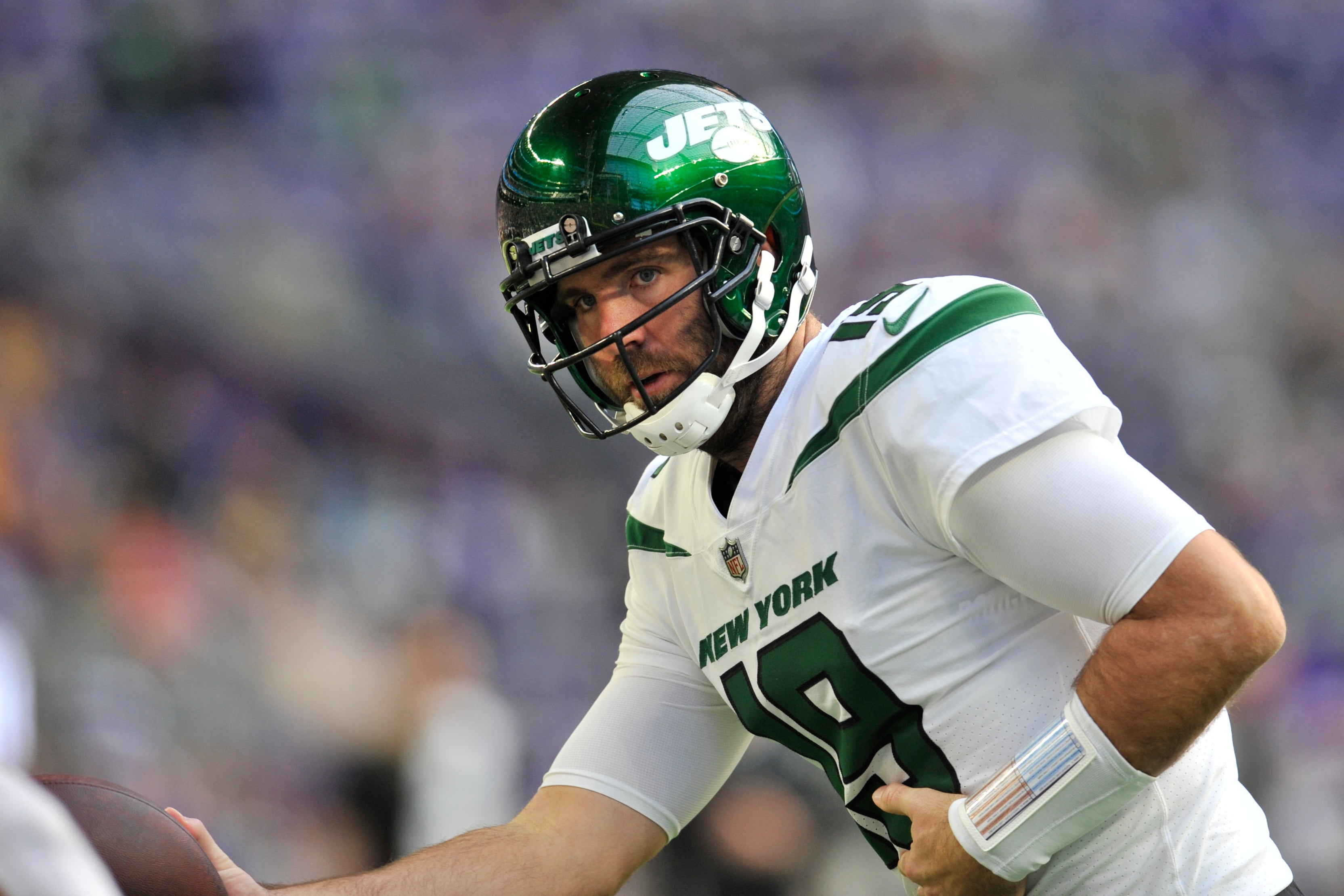 Dec 4, 2022; Minneapolis, Minnesota, USA; New York Jets quarterback Joe Flacco (19) warms up before the game against the Minnesota Vikings at U.S. Bank Stadium. Mandatory Credit: Jeffrey Becker-USA TODAY Sports