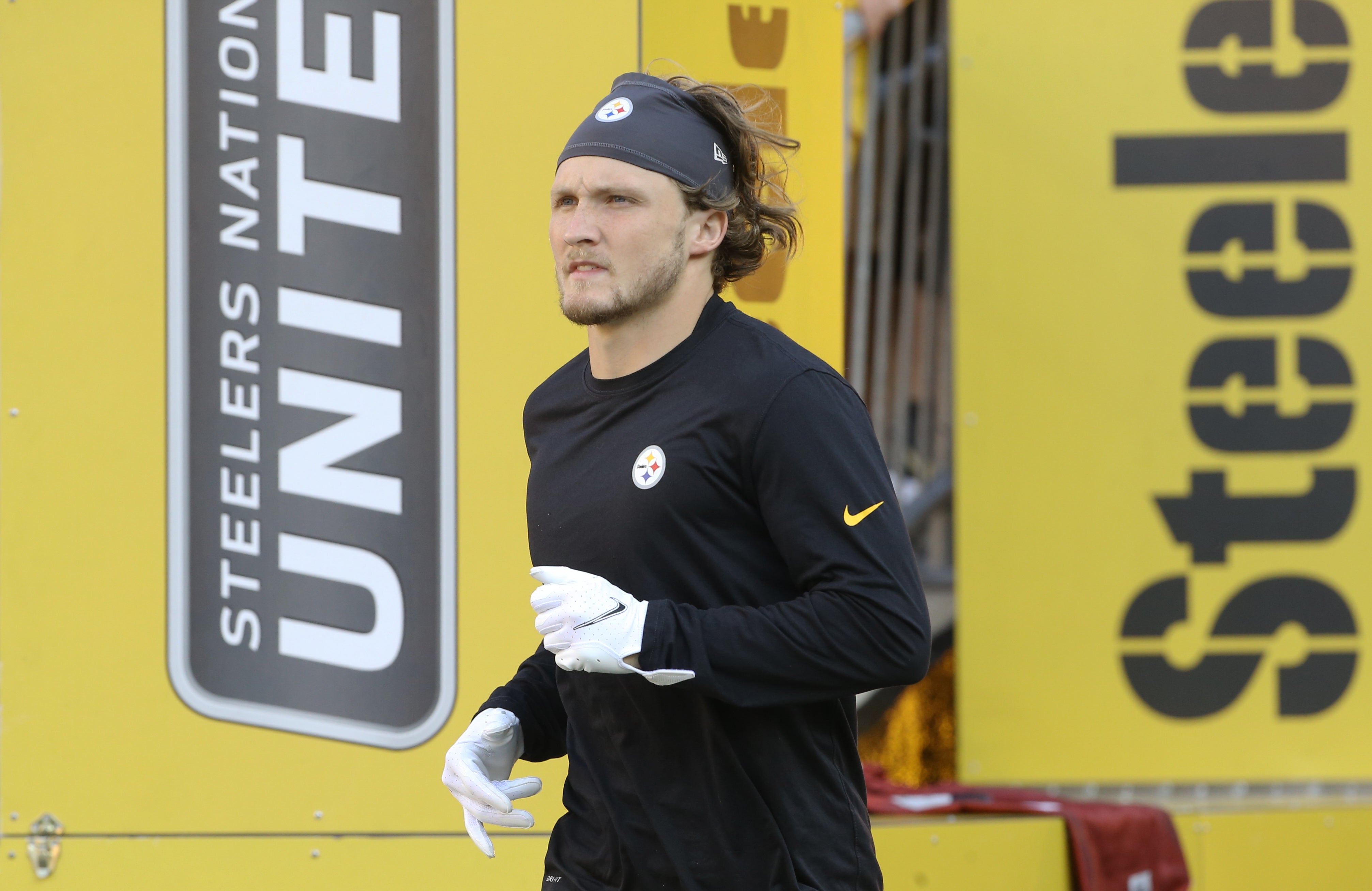 Pittsburgh Steelers wide receiver Mathew Sexton  takes the field to warm up before the game against the Detroit Lions at Heinz Field