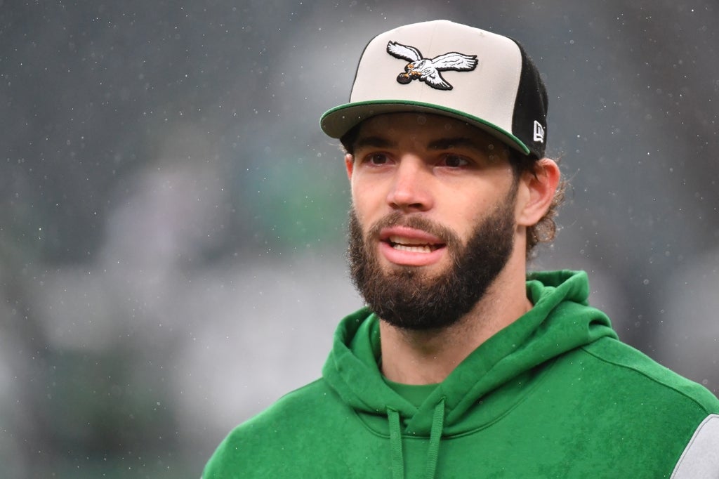 Philadelphia Eagles tight end Dallas Goedert during warmups against the Buffalo Bills at Lincoln Financial Field.