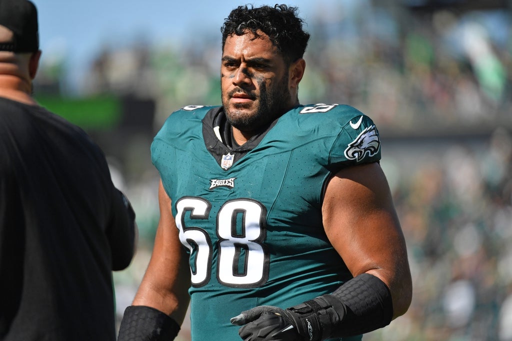 Philadelphia Eagles offensive tackle Jordan Mailata (68) against the Washington Commanders at Lincoln Financial Field.