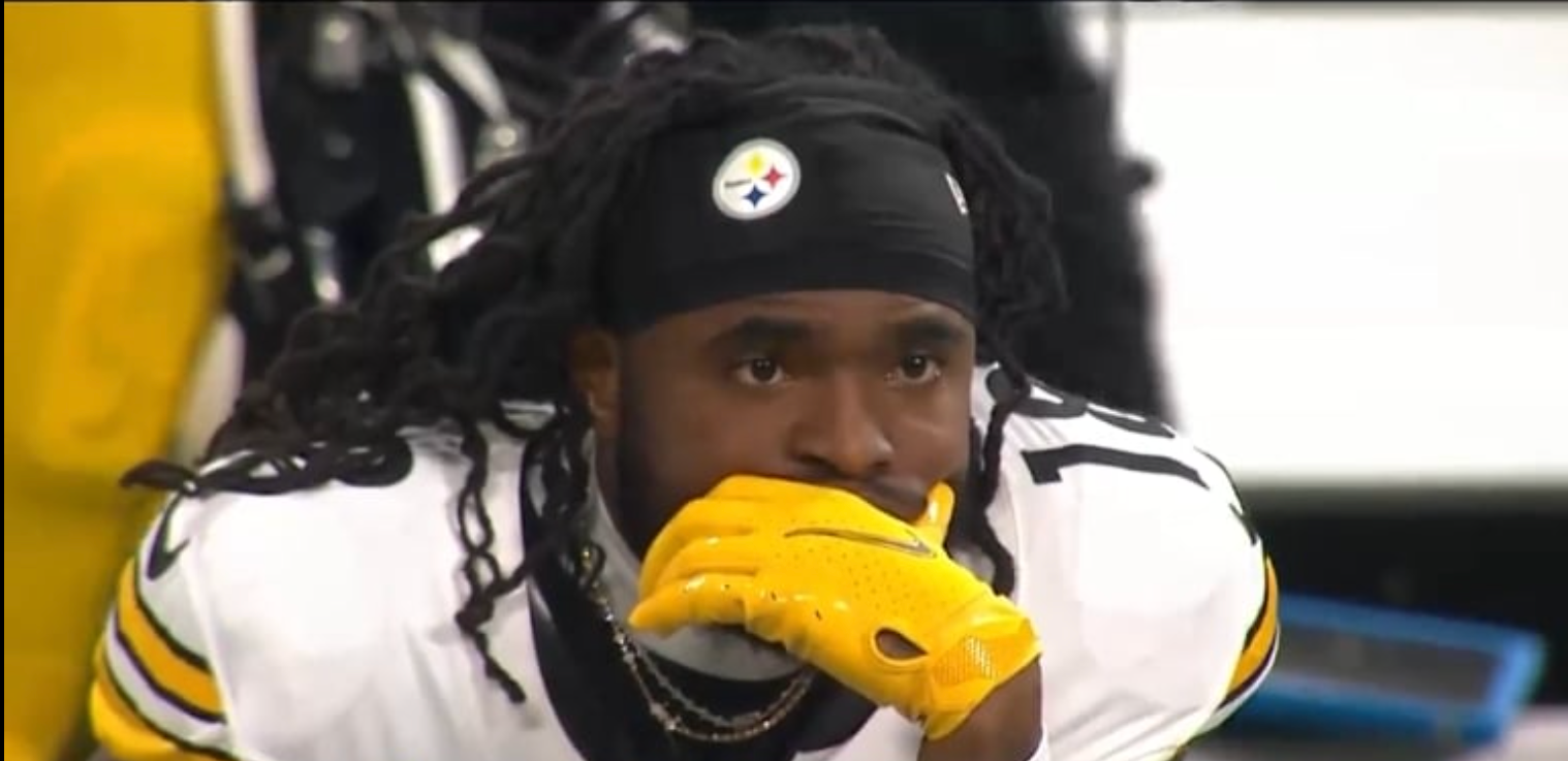 Pittsburgh Steelers WR Diontae Johnson addresses the media following a 30-13 loss against Indianapolis Colts