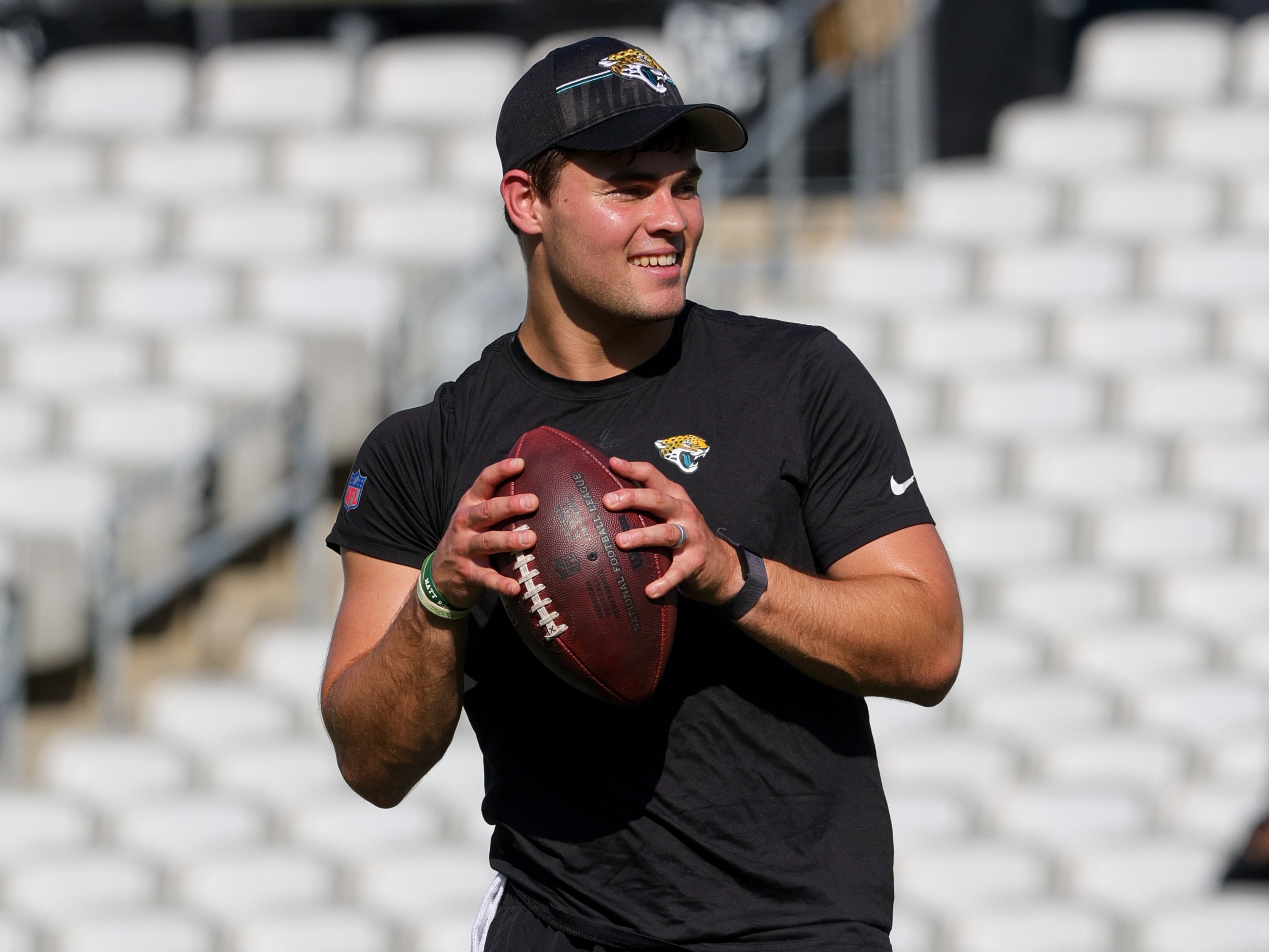 Jacksonville Jaguars quarterback Nathan Rourke warms up before a game against the Miami Dolphins at EverBank Stadium.