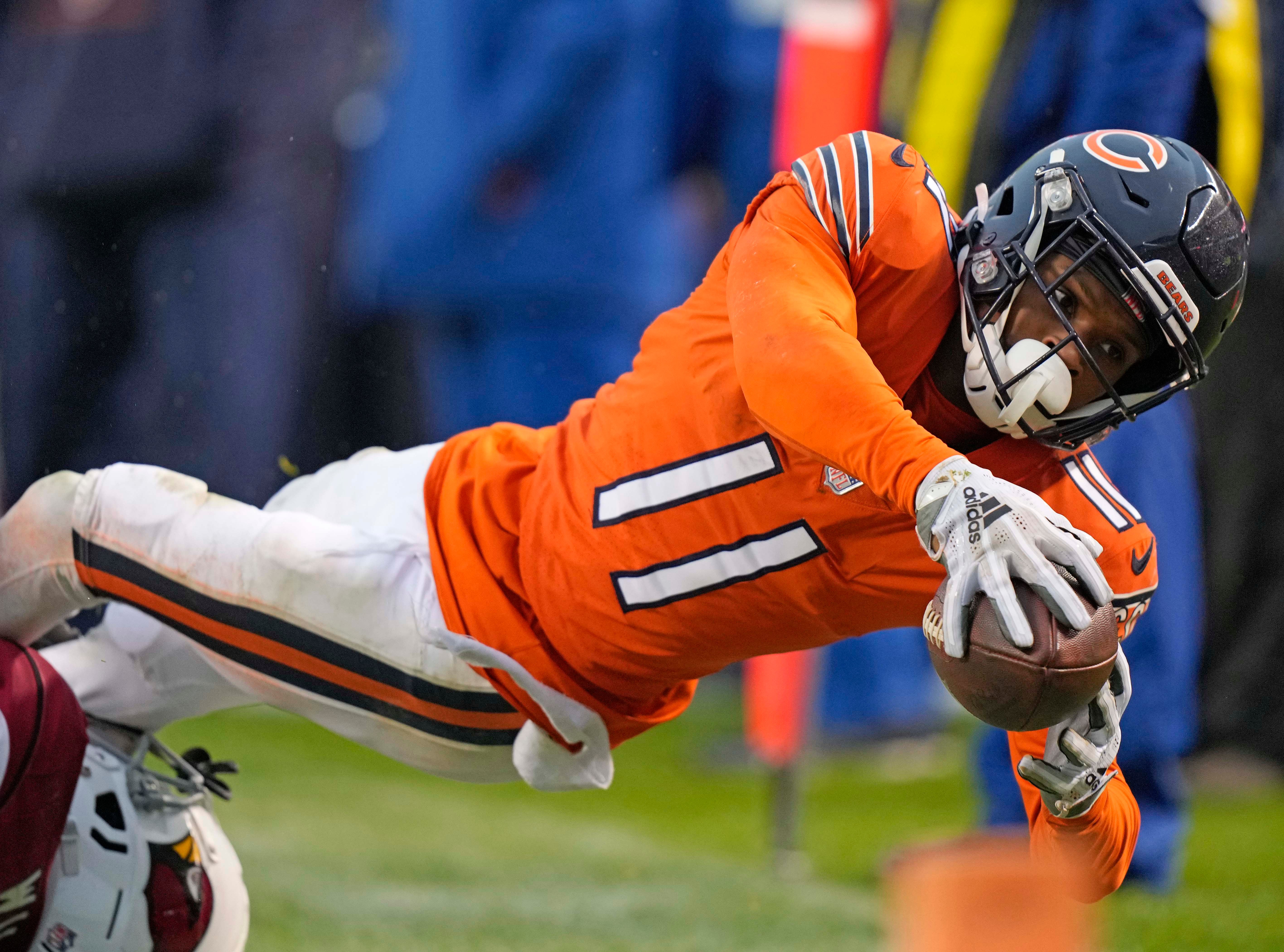 Dec 5, 2021; Chicago, Illinois, USA; Chicago Bears wide receiver Darnell Mooney (11) makes a catch against the Arizona Cardinals during the second half at Soldier Field.