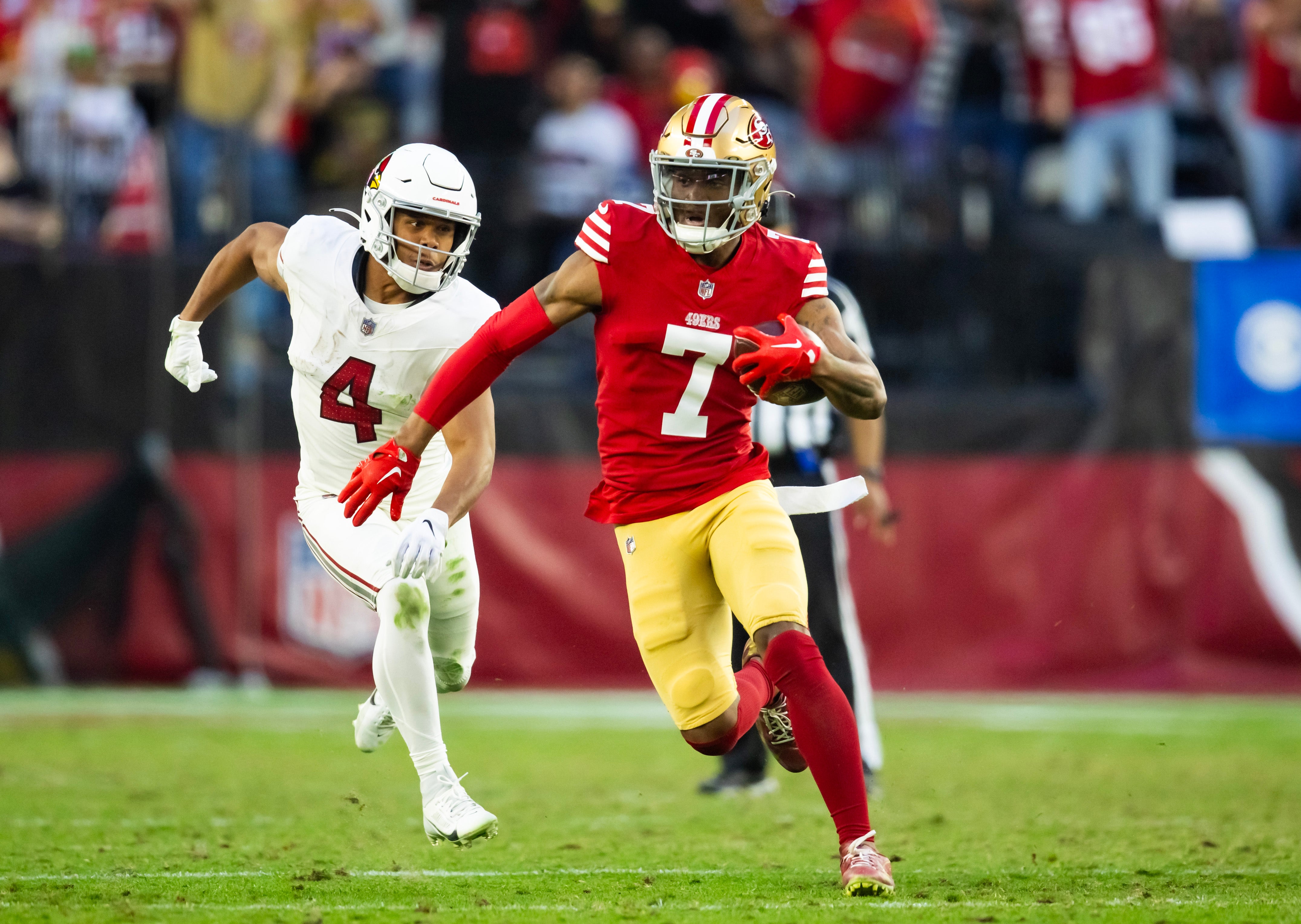 Dec 17, 2023; Glendale, Arizona, USA; San Francisco 49ers cornerback Charvarius Ward (7) against Arizona Cardinals wide receiver Rondale Moore (4) at State Farm Stadium.