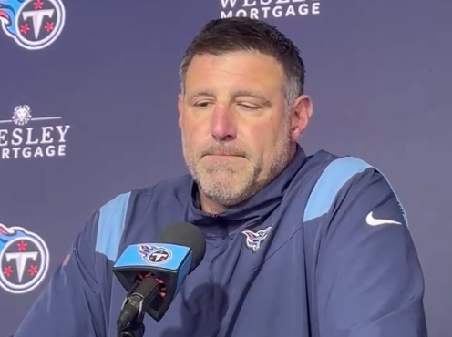 Tennessee Titans head coach Mike Vrabel addresses NFL rumors during Wednesday's press conference.