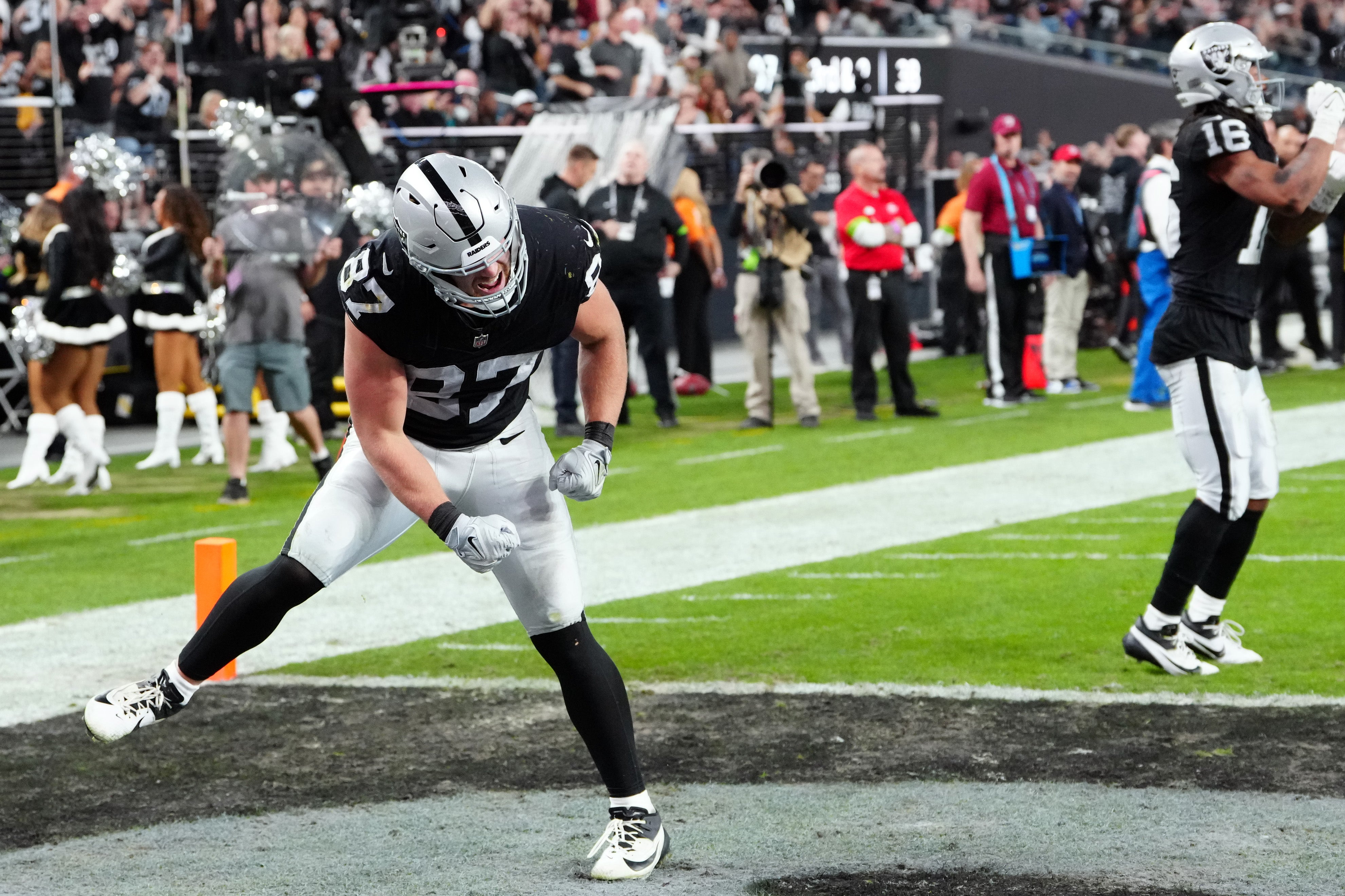 Las Vegas Raiders Michael Mayer