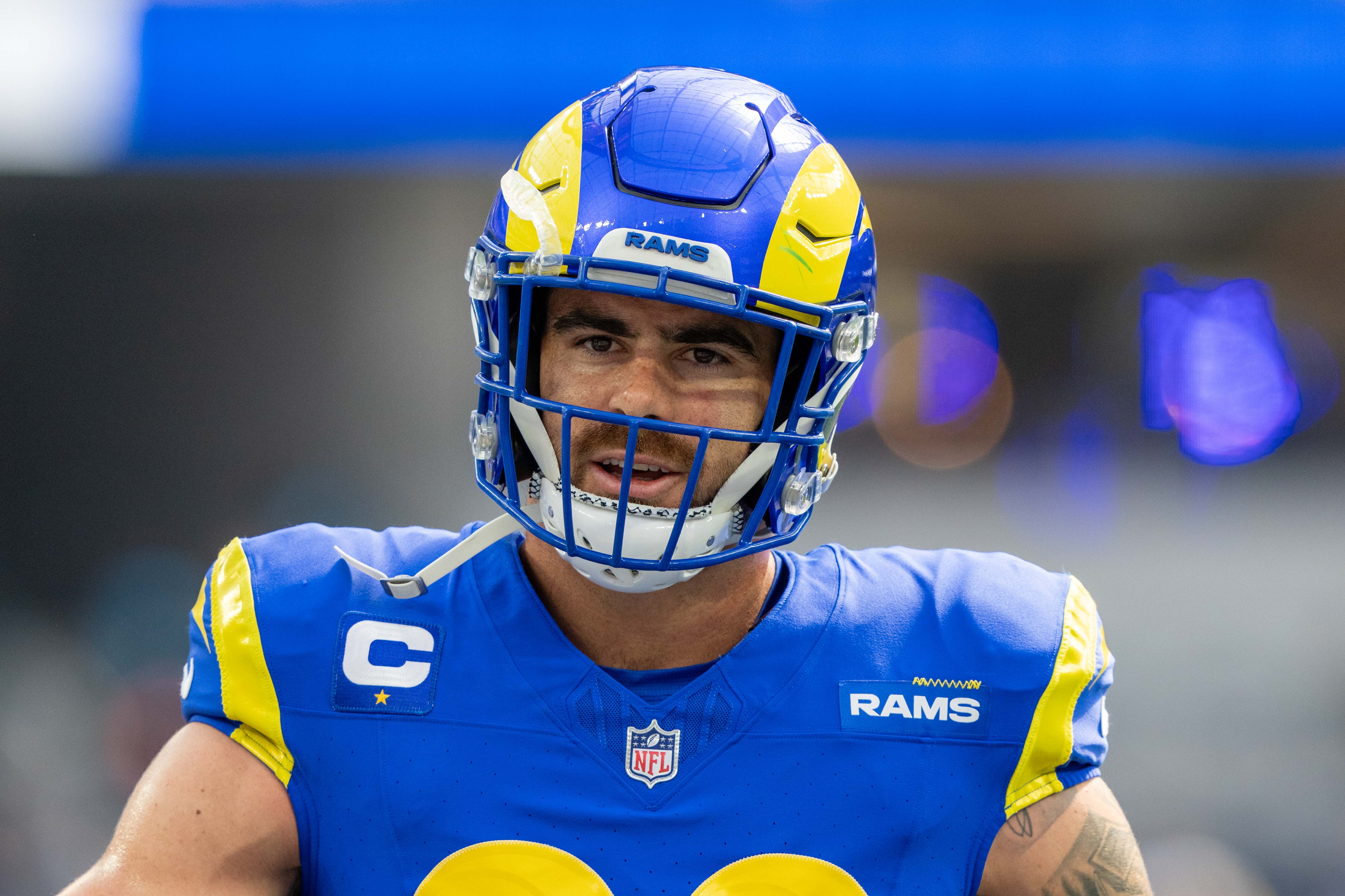 October 15, 2023; Inglewood, California, USA; Los Angeles Rams tight end Tyler Higbee (89) before the game against the Arizona Cardinals at SoFi Stadium. Mandatory Credit: Kyle Terada-USA TODAY Sports