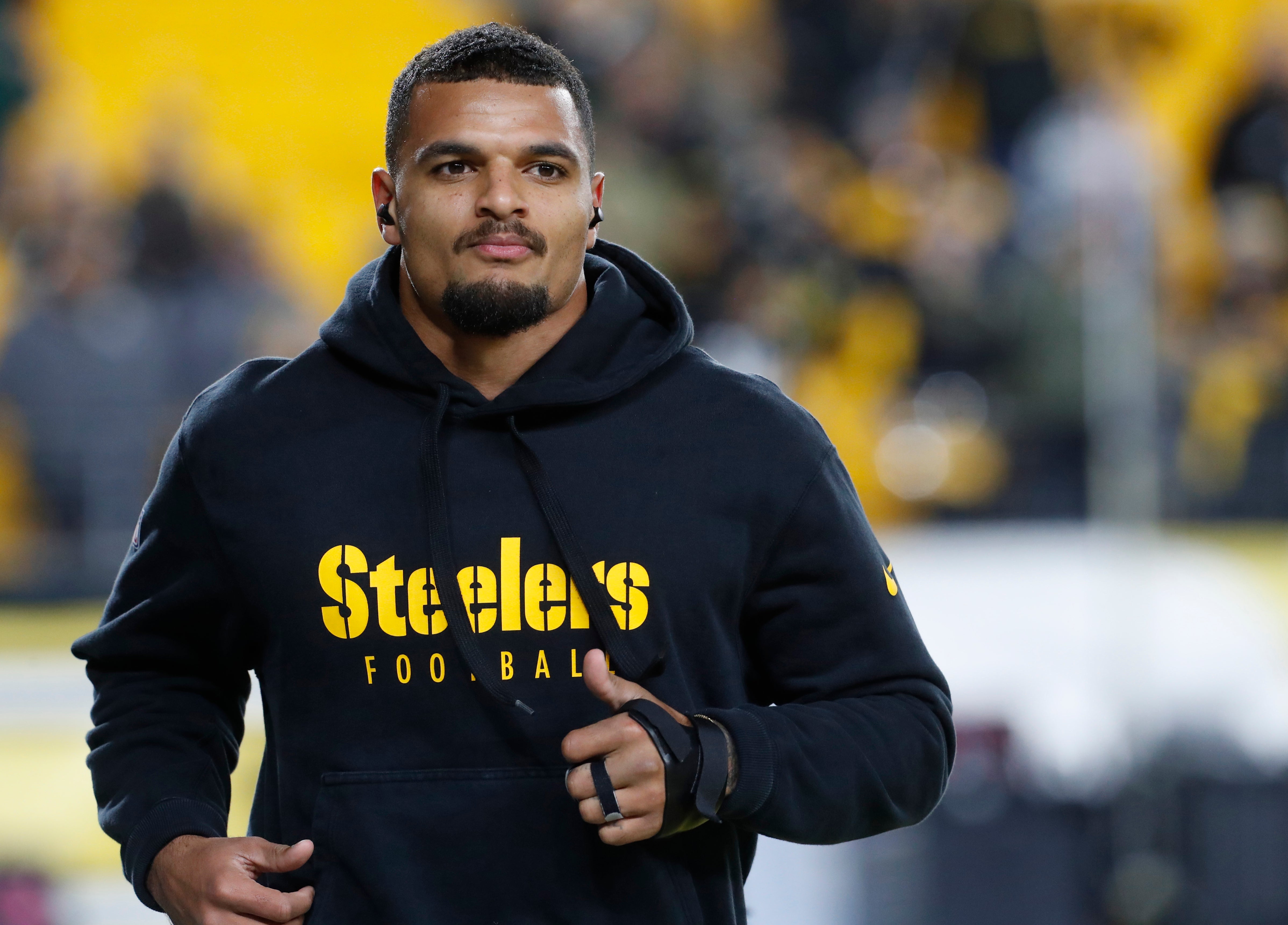 Dec 7, 2023; Pittsburgh, Pennsylvania, USA; Pittsburgh Steelers safety Minkah Fitzpatrick (39) warms up before the game against the New England Patriots at Acrisure Stadium. Mandatory Credit: Charles LeClaire-USA TODAY Sports  