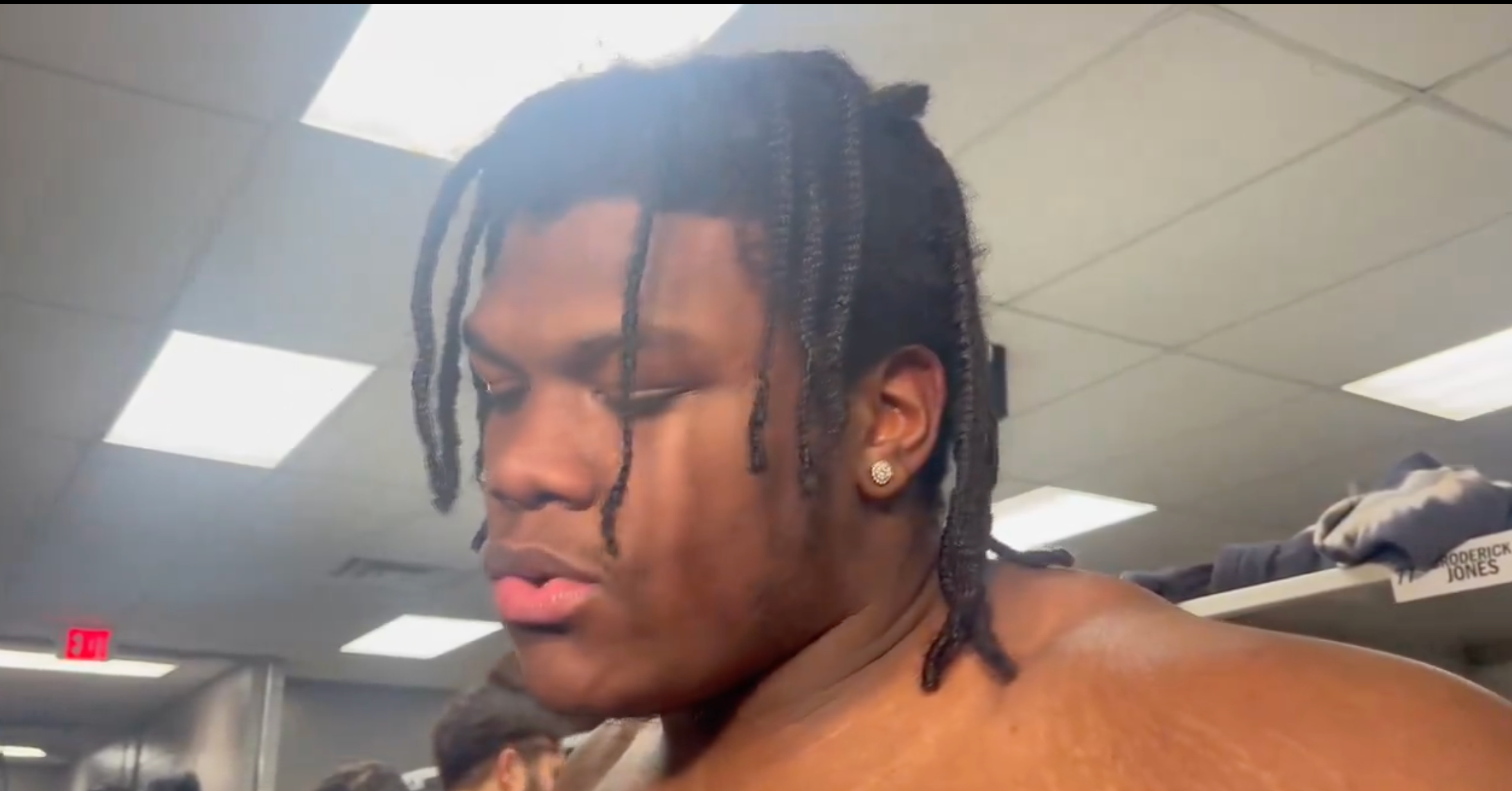 Broderick Jones addresses the media following the playoff loss at Buffalo Bills.