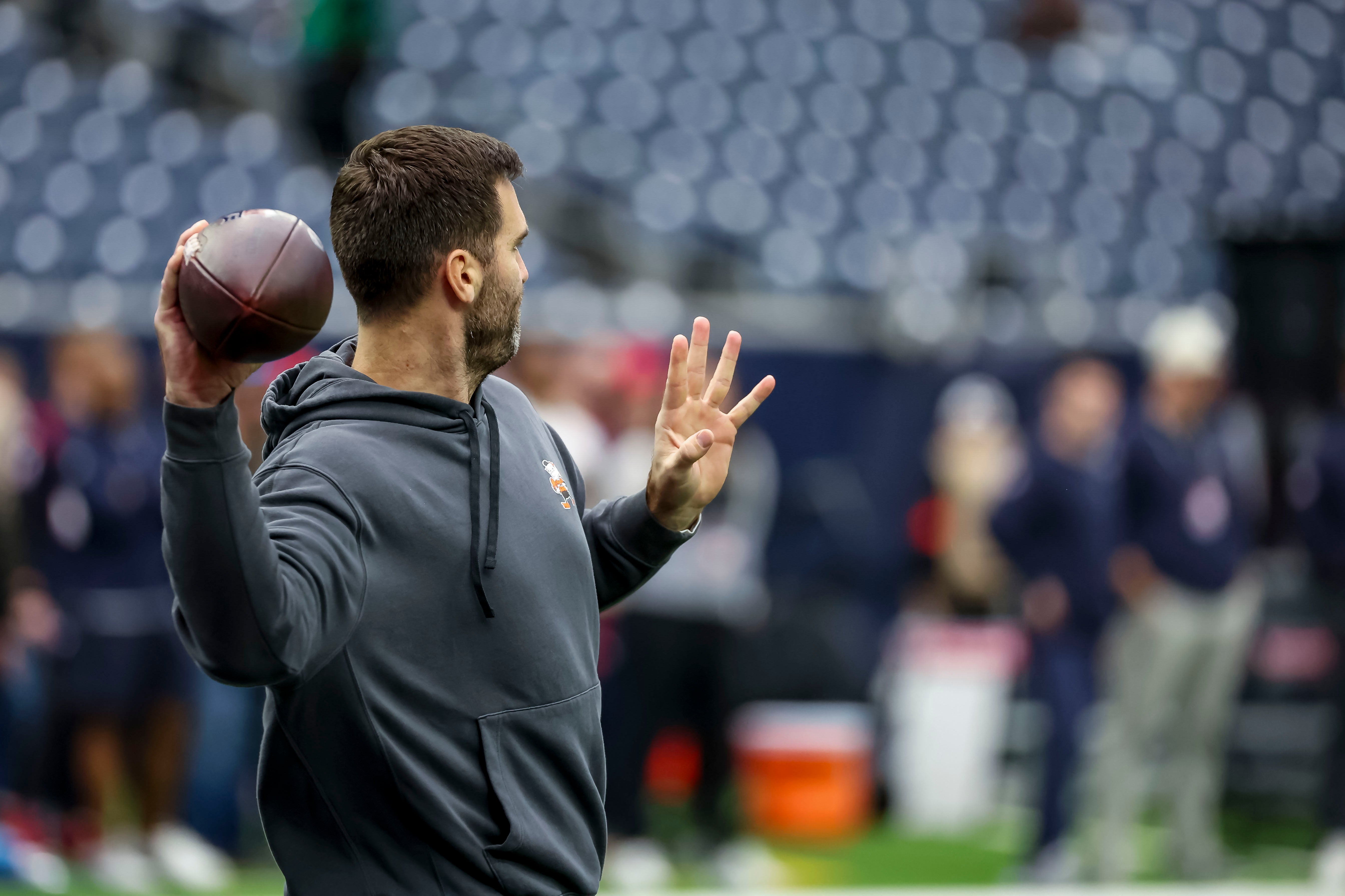 Jan 13, 2024; Houston, Texas, USA; Cleveland Browns quarterback Joe Flacco (15) warms up before a 2024 AFC wild card game at NRG Stadium. Mandatory Credit: Thomas Shea-USA TODAY Sports