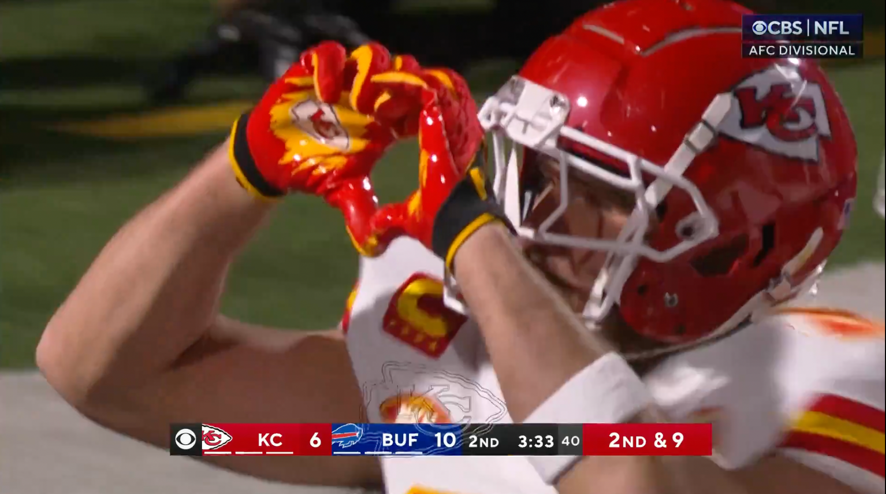 Travis Kelce's touchdown celebration