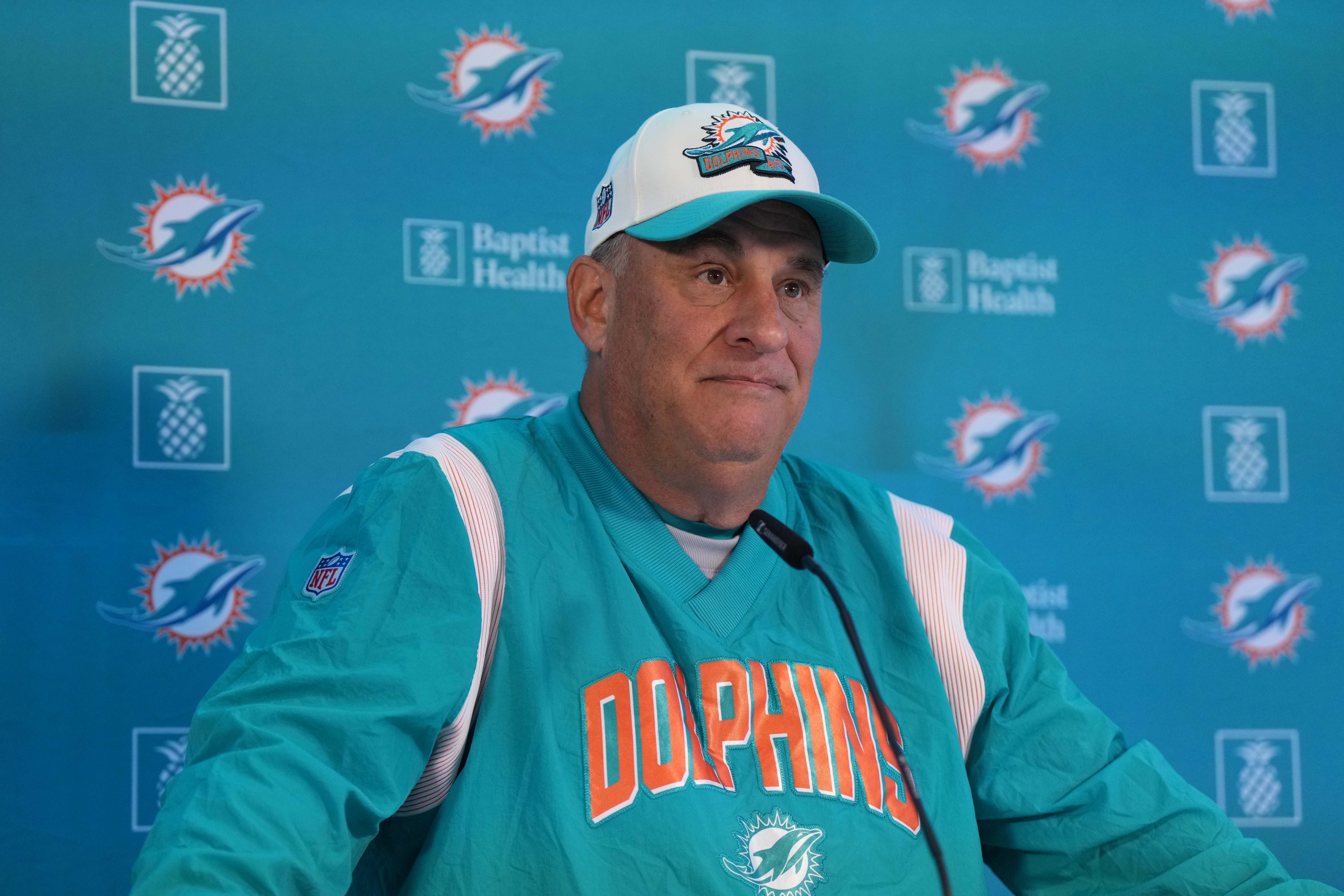 Miami Dolphins defensive coordinator Vic Fangio at press conference at the PSD Bank Arena.