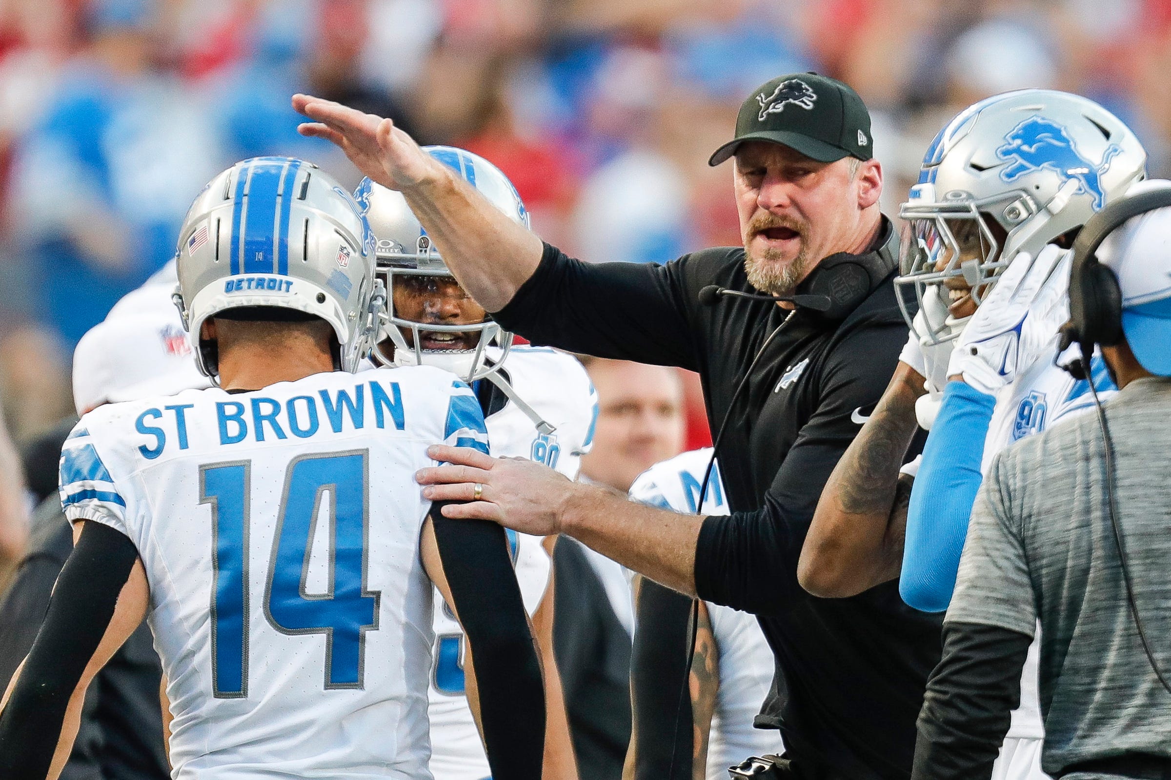 Lions coach Dan Campbell celebrates a touchdown scored by running back Jahmyr Gibbs during the first half of the NFC championship game at Levi's Stadium in Santa Clara,