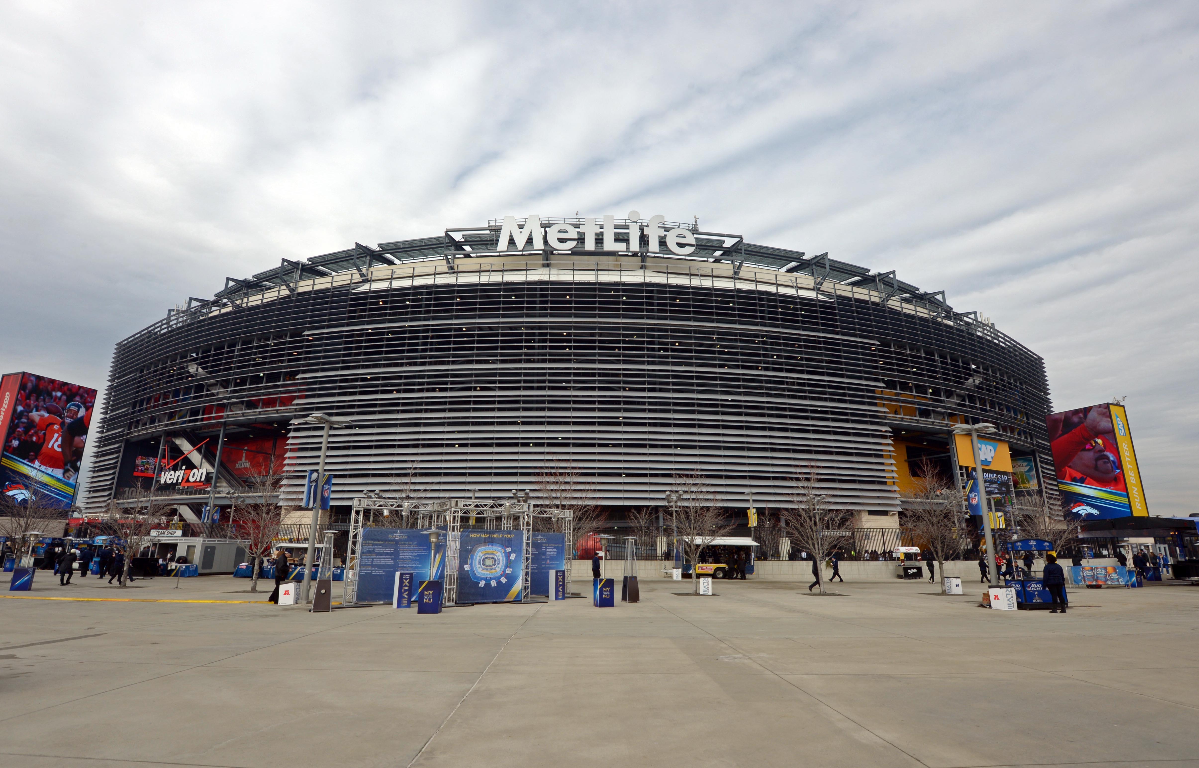 A general view of the stadium exterior before Super Bowl XLVIII between the Seattle Seahawks and the Denver Broncos at MetLife Stadium.
