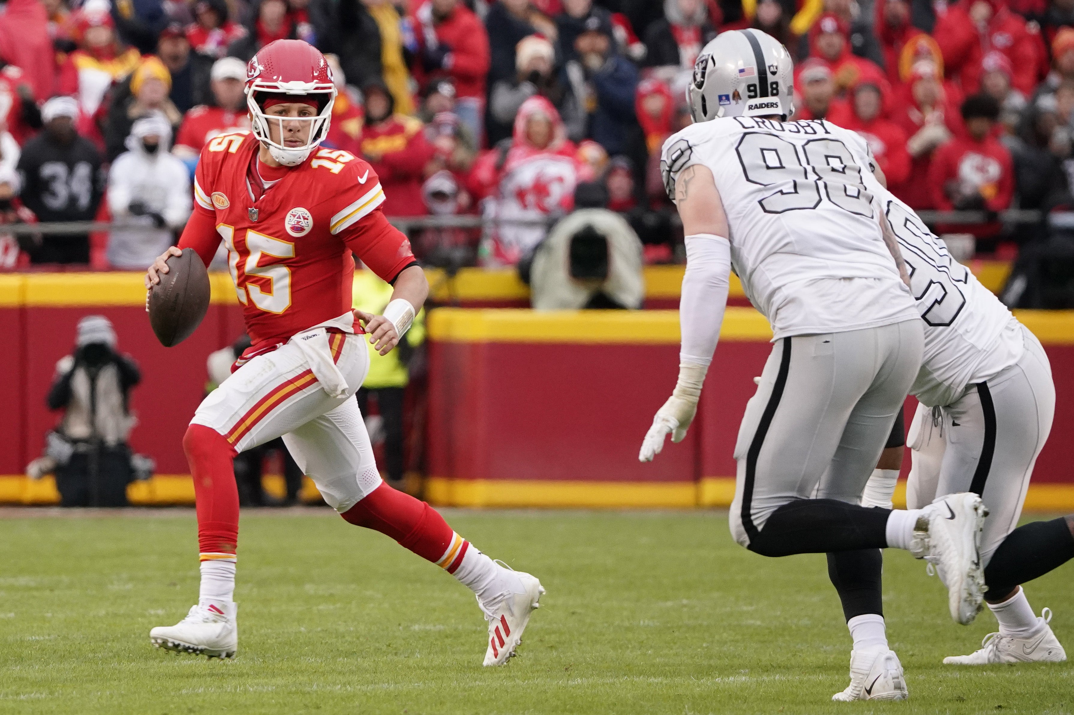 Patrick Mahomes Kansas City Chiefs Maxx Crosby Las Vegas Raiders