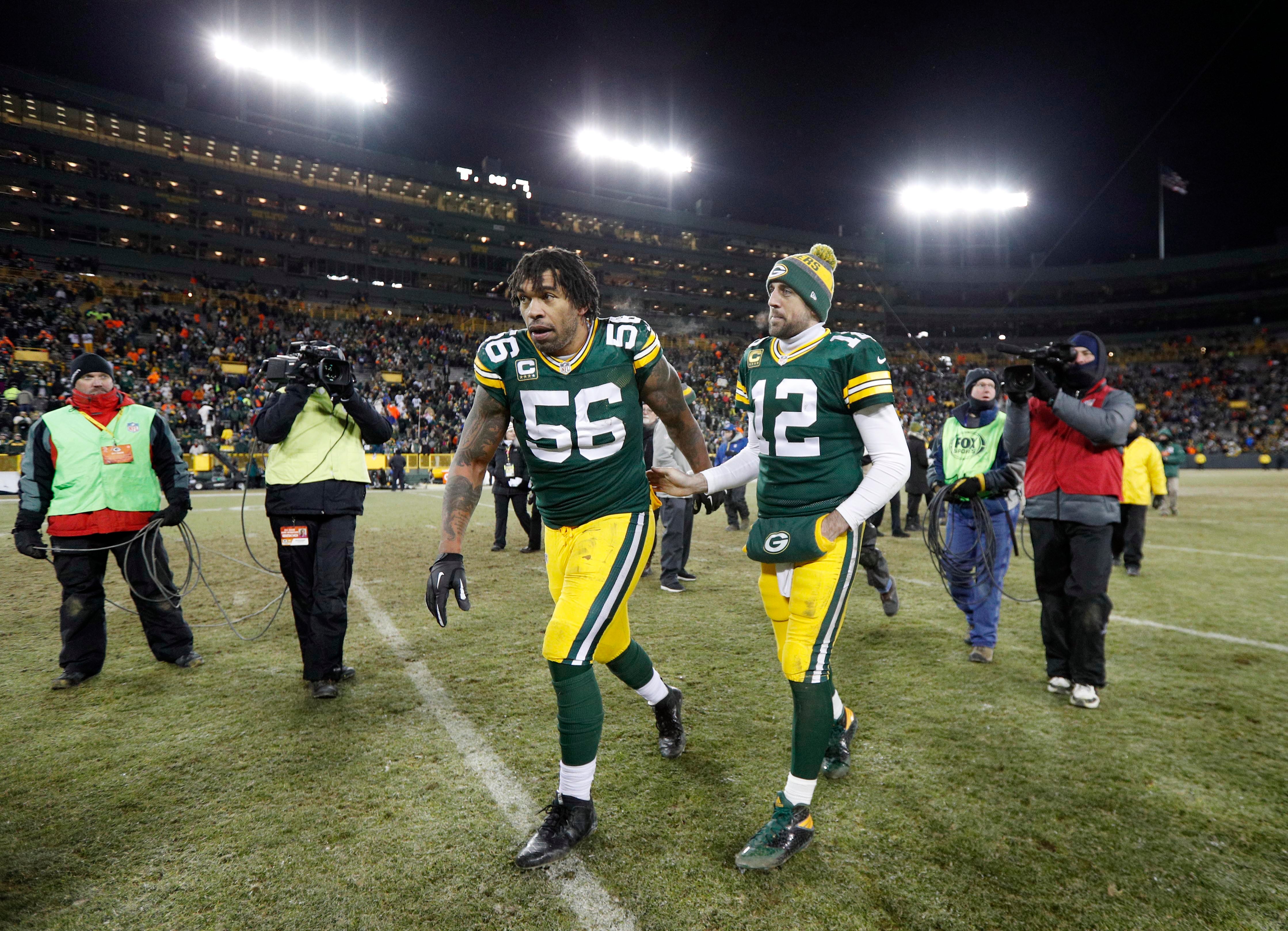Julius Peppers, Aaron Rodgers