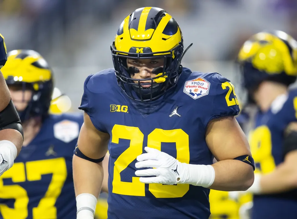 Michigan Wolverines linebacker Joey Velazquez (29) against the TCU Horned Frogs during the 2022 Fiesta Bowl at State Farm Stadium.