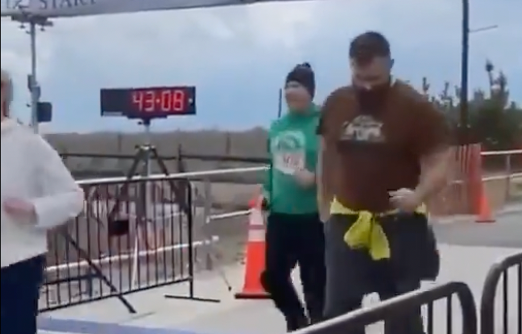 Jason Kelce running a 5K to raise money for autism