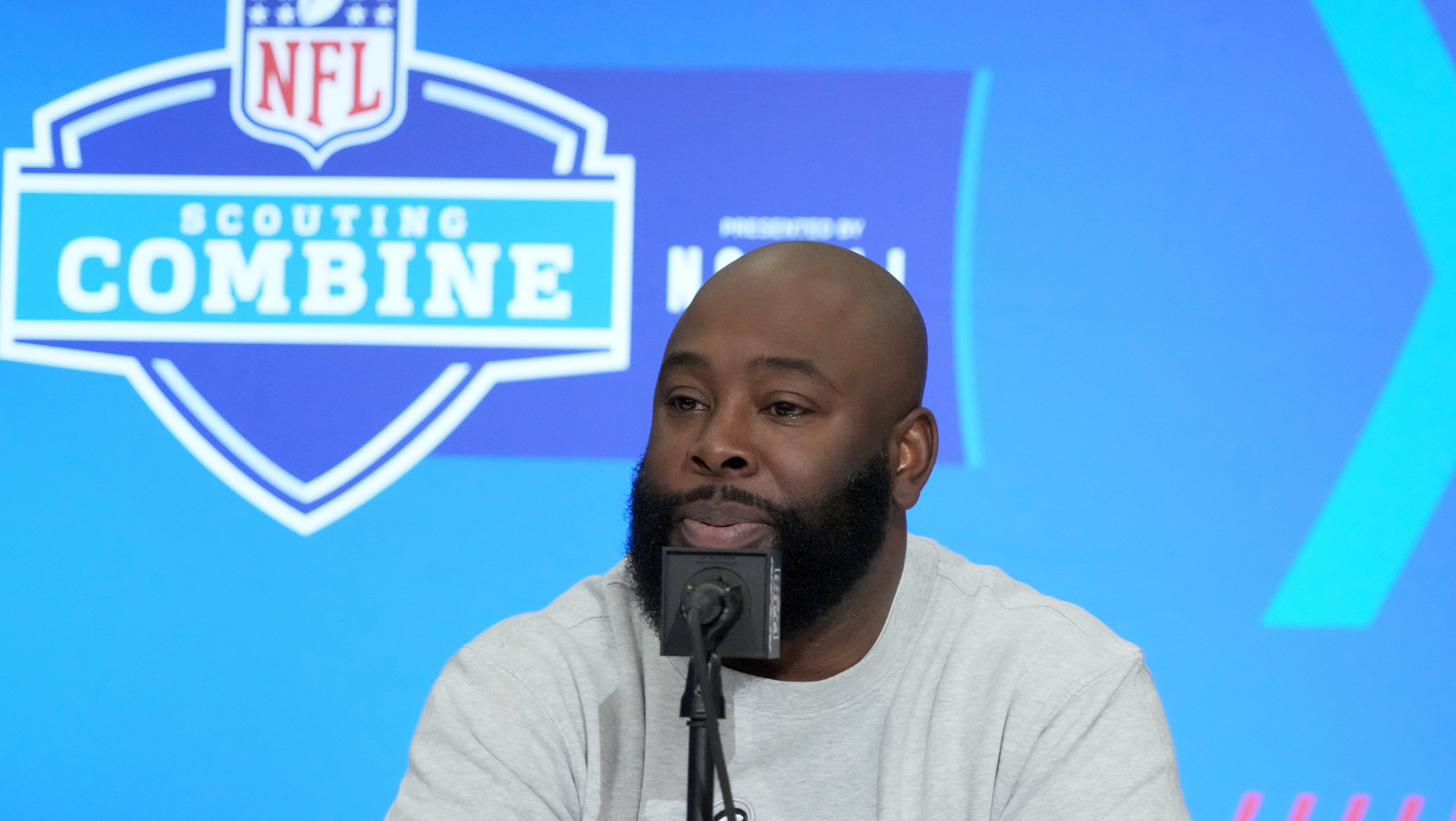 Tennessee Titans general manager Ran Carthon speaks during a press conference during the NFL Scouting Combine at Indiana Convention Center. Kirby Lee-USA TODAY Sports 