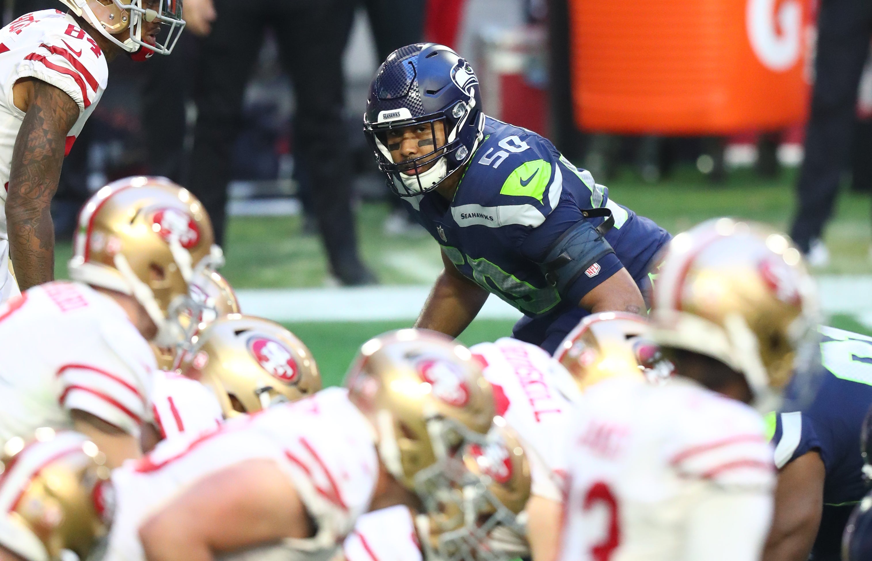 Jan 3, 2021; Glendale, Arizona, USA; Seattle Seahawks linebacker K.J. Wright (50) against the San Francisco 49ers at State Farm Stadium.