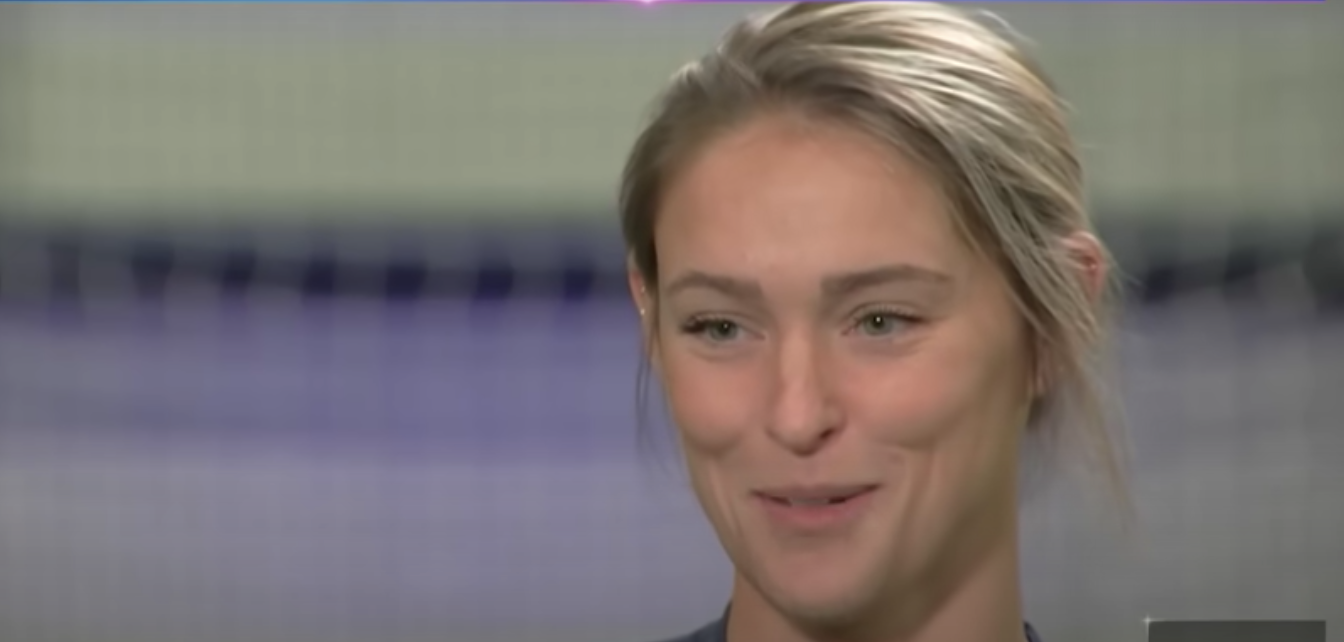 Kylie Kelce reacts to Jason Kelce's retirement speech from the Philadelphia Eagles.