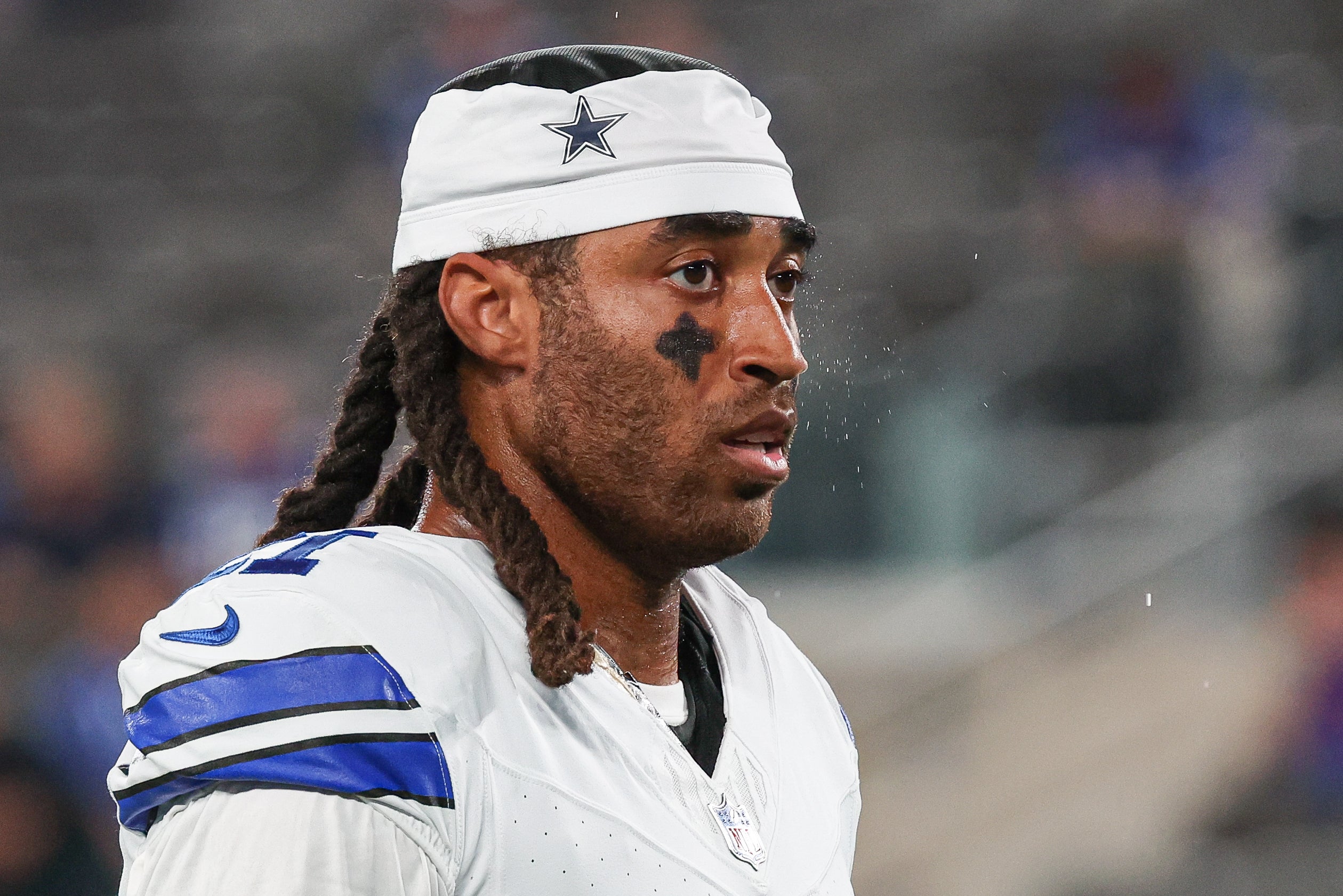 Dallas Cowboys cornerback Stephon Gilmore (21) looks on before the game against the New York Giants at MetLife Stadium.