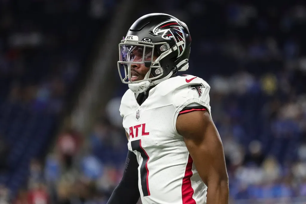 Atlanta Falcons cornerback Jeff Okudah (1) warms up before the Detroit Lions game at Ford Field in Detroit on Sunday, Sept. 24, 2023