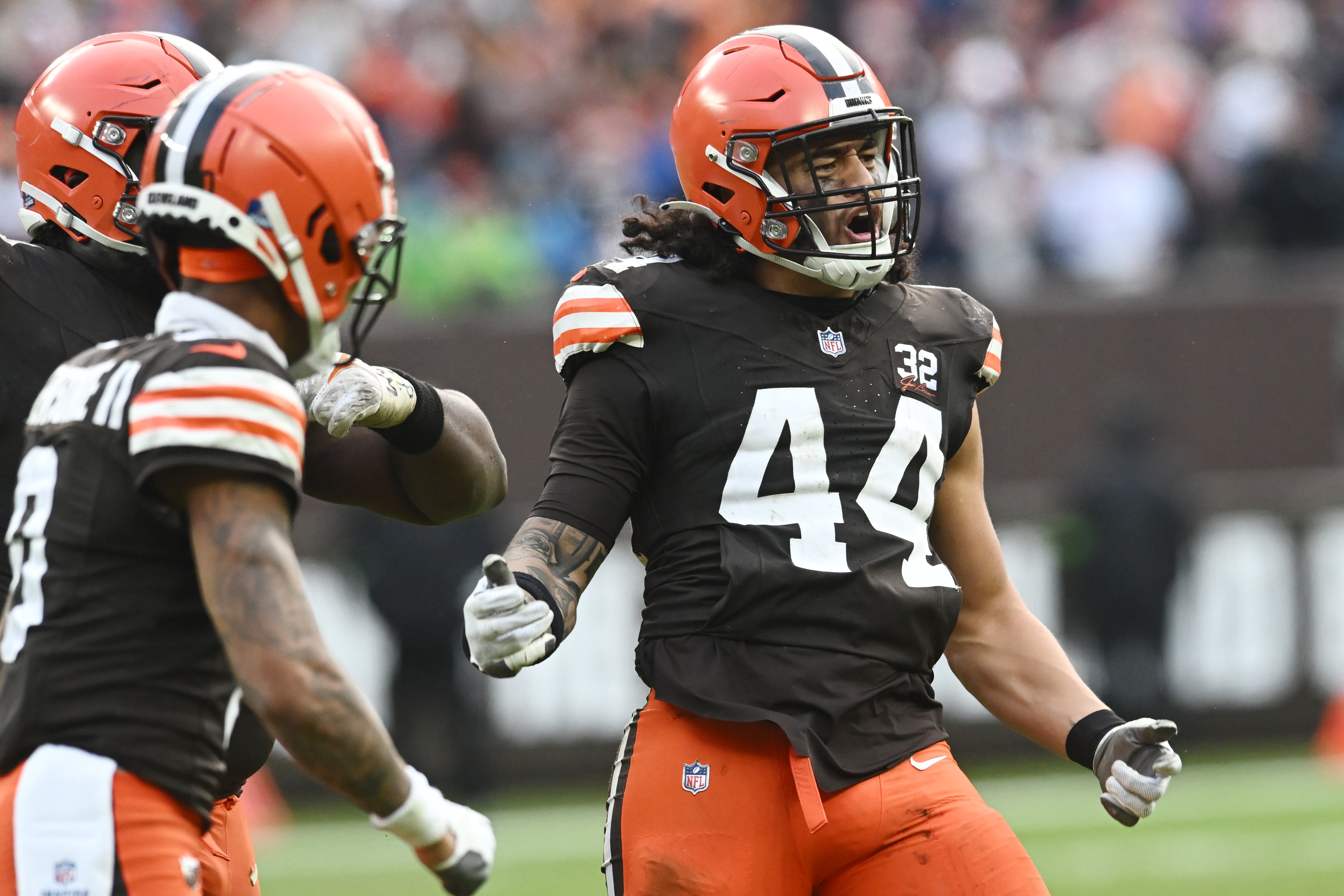 Cleveland Browns linebacker Sione Takitaki celebrates a tackle during the second half against the Chicago Bears at Cleveland Browns Stadium.