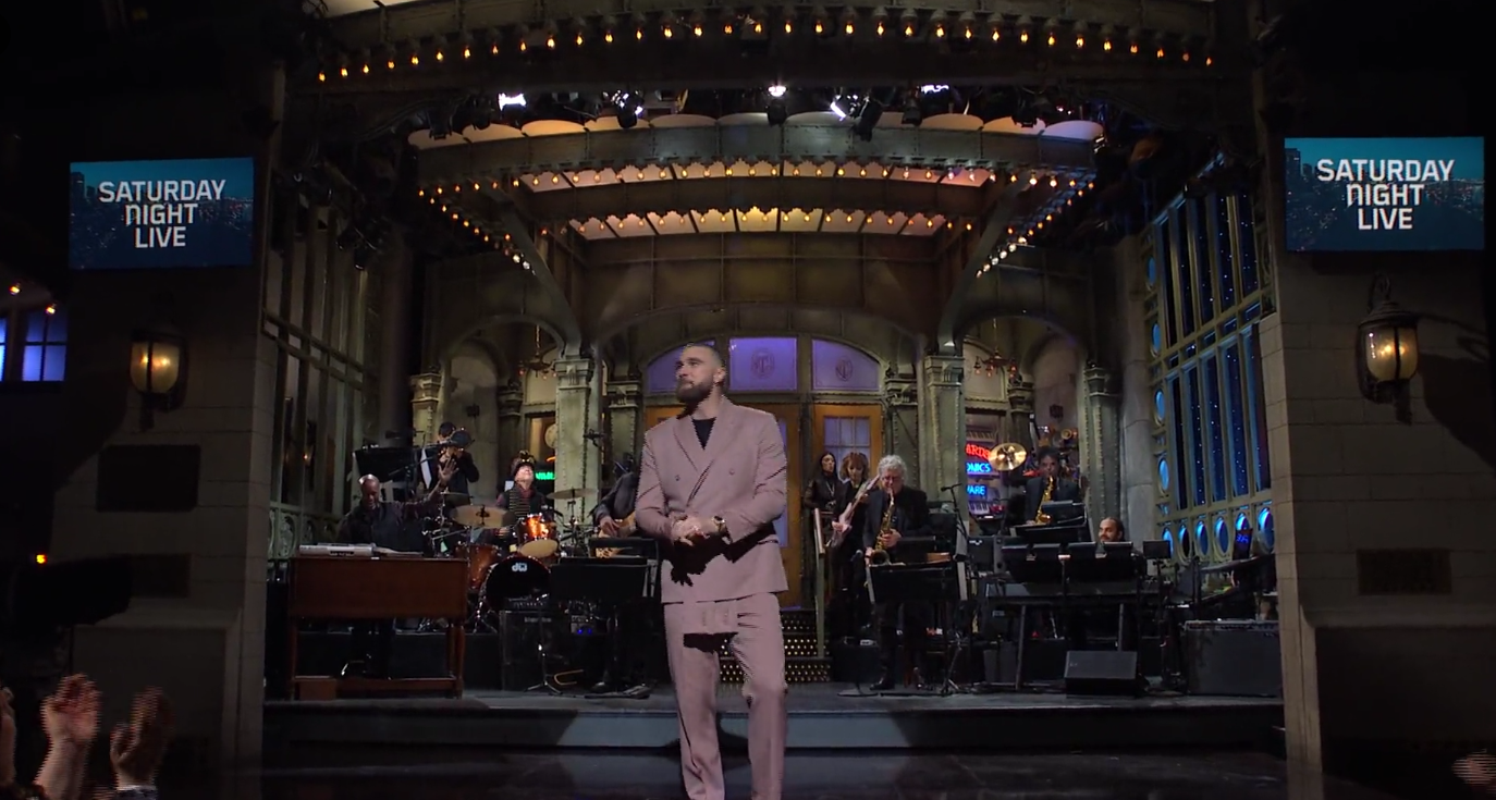 Travis Kelce Saturday Night Live