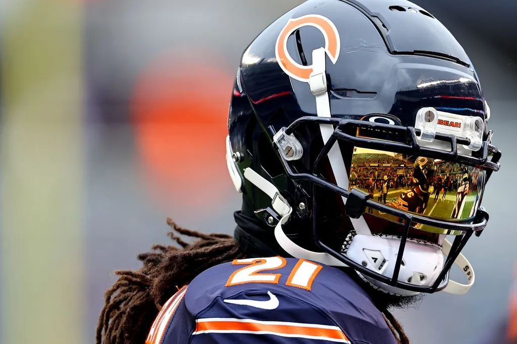 Chicago Bears running back D'Onta Foreman (21) practices before the game against the Detroit Lions at Soldier Field.