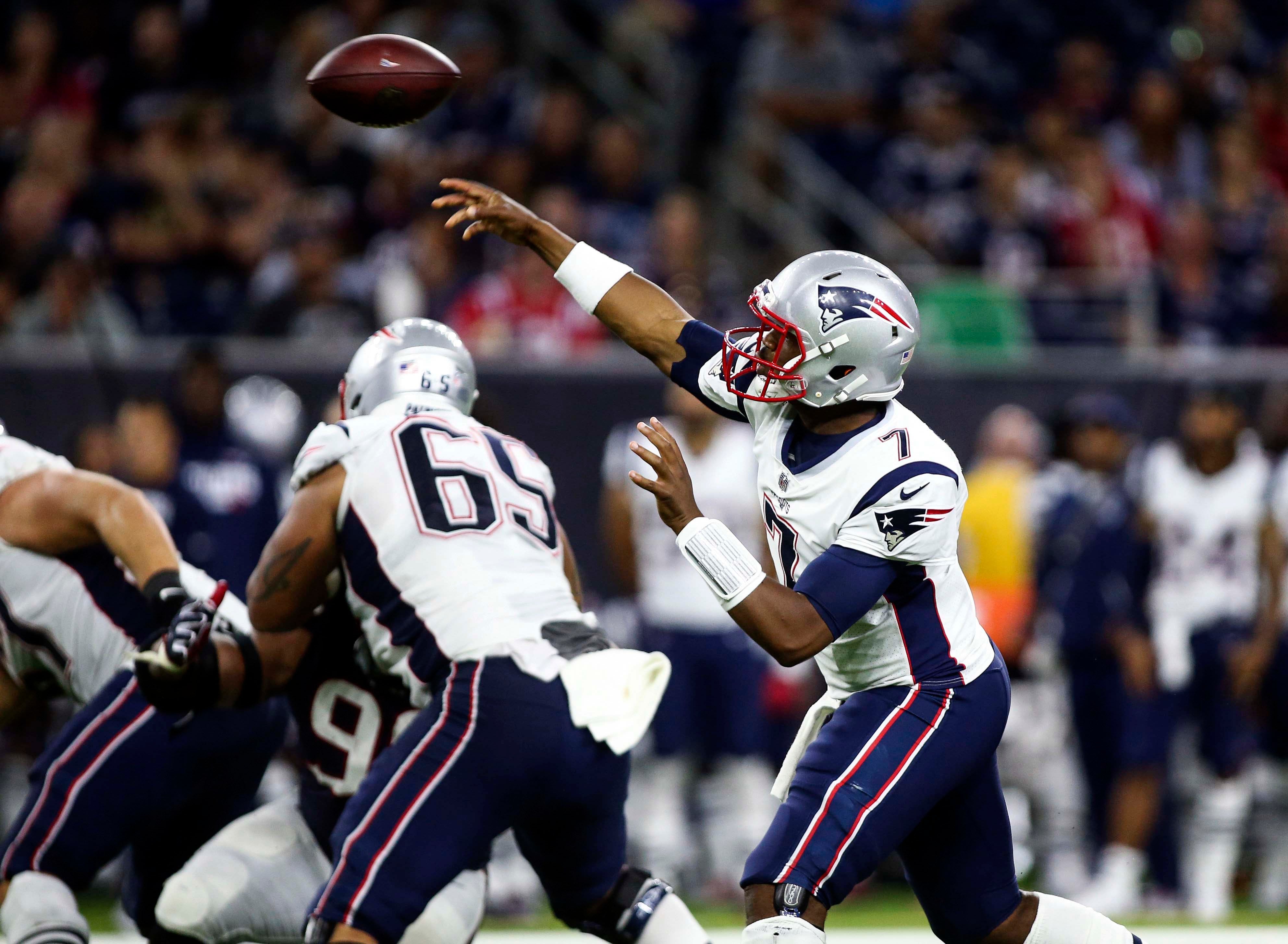 Aug 19, 2017; Houston, TX, USA; New England Patriots quarterback Jacoby Brissett (7) throws the ball during the fourth quarter against the Houston Texans at NRG Stadium.
