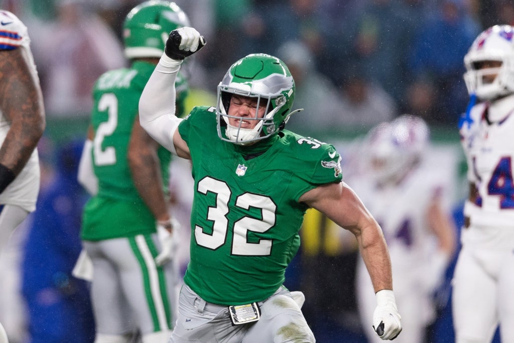 Philadelphia Eagles safety Reed Blankenship (32) reacts after a stop on third down against the Buffalo Bills during the first quarter at Lincoln Financial Field.