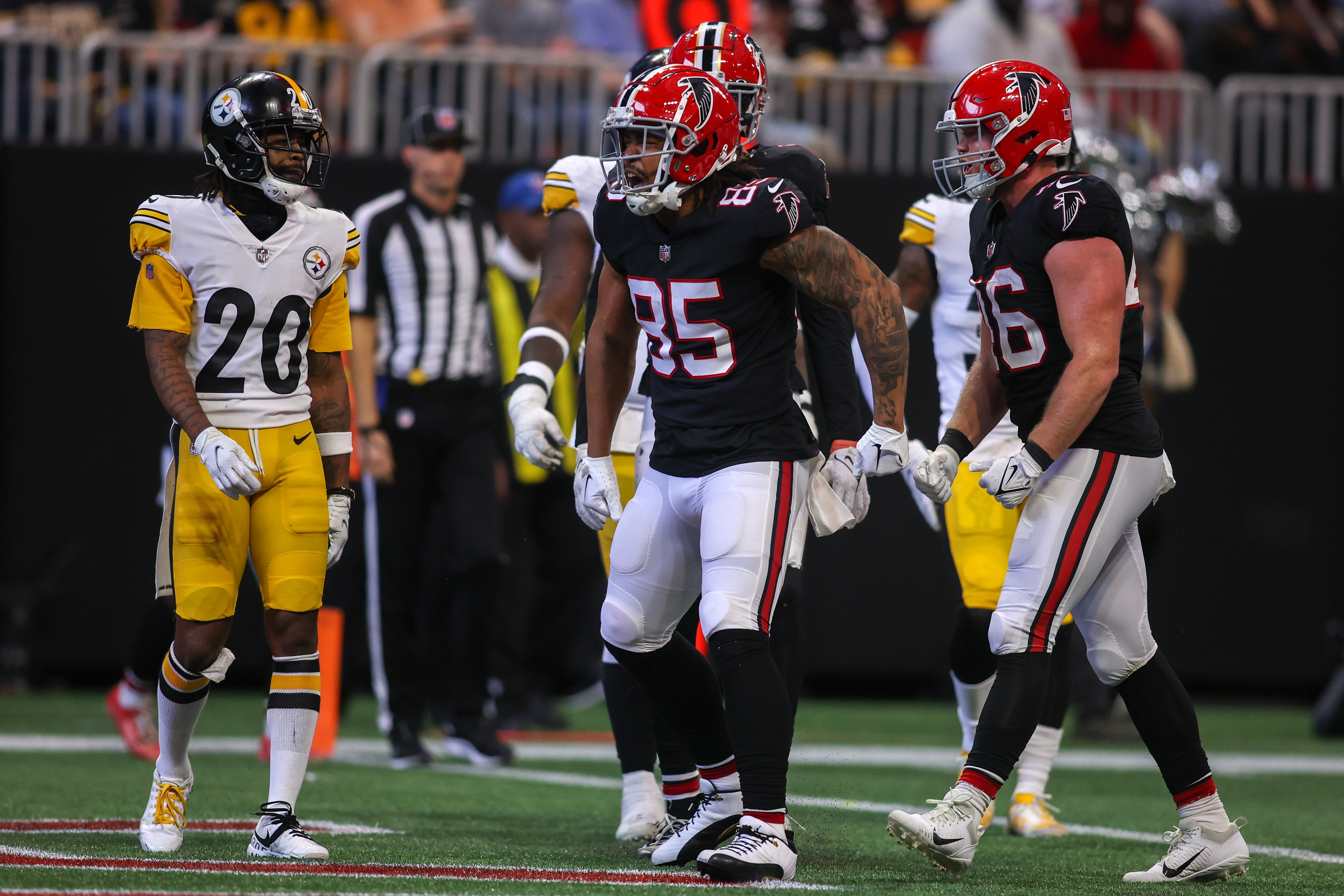 Dec 4, 2022; Atlanta, Georgia, USA; Atlanta Falcons tight end MyCole Pruitt (85) celebrates after a touchdown against the Pittsburgh Steelers in the second half at Mercedes-Benz Stadium. Mandatory Credit: Brett Davis-USA TODAY Sports  