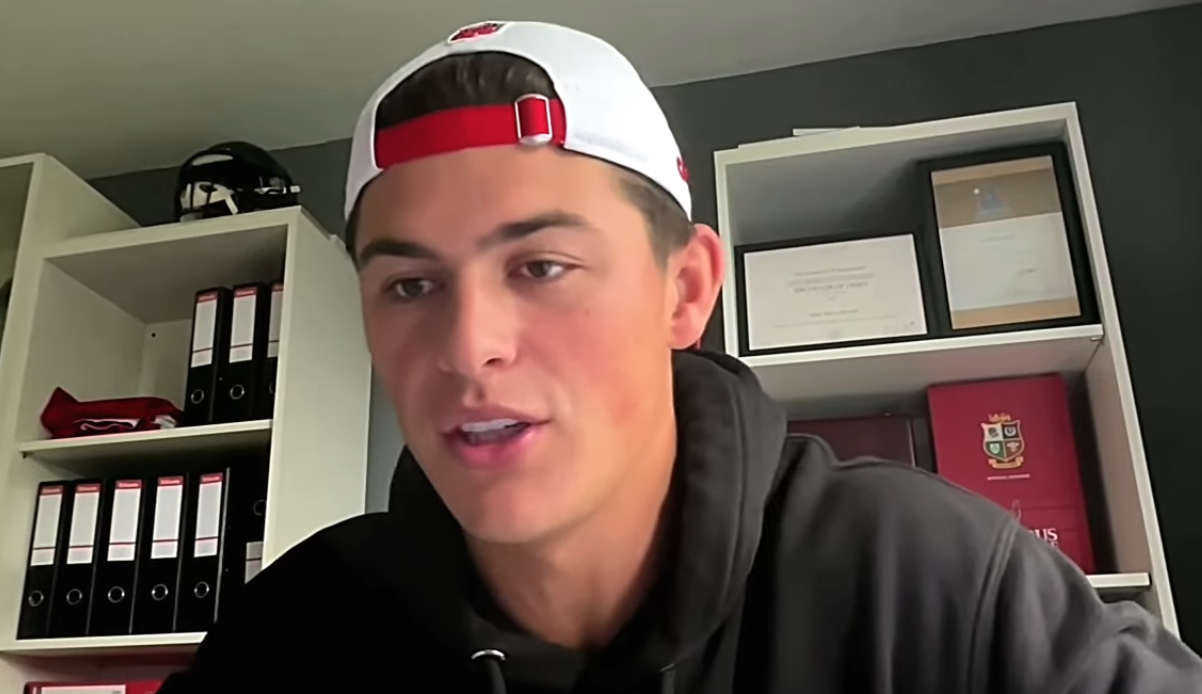 Louis Rees-Zammit on The Rugby Pod with Dan Biggar.