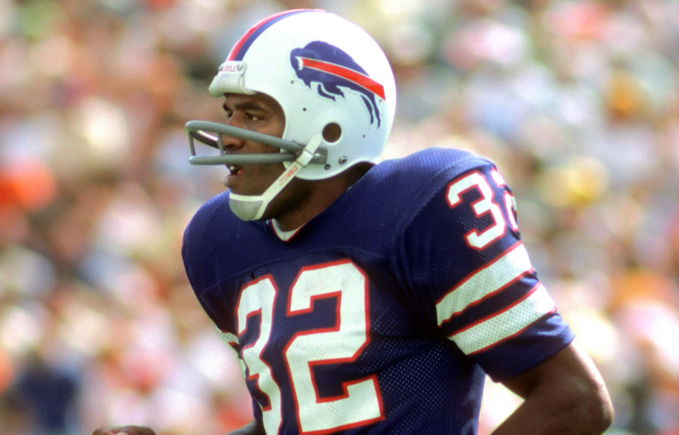 Sep 26, 1976; Tampa, FL, USA; FILE PHOTO; Buffalo Bills Running back (32) O.J. Simpson during the 1976 season against the Tampa Bay Buccaneers at Tampa Stadium.