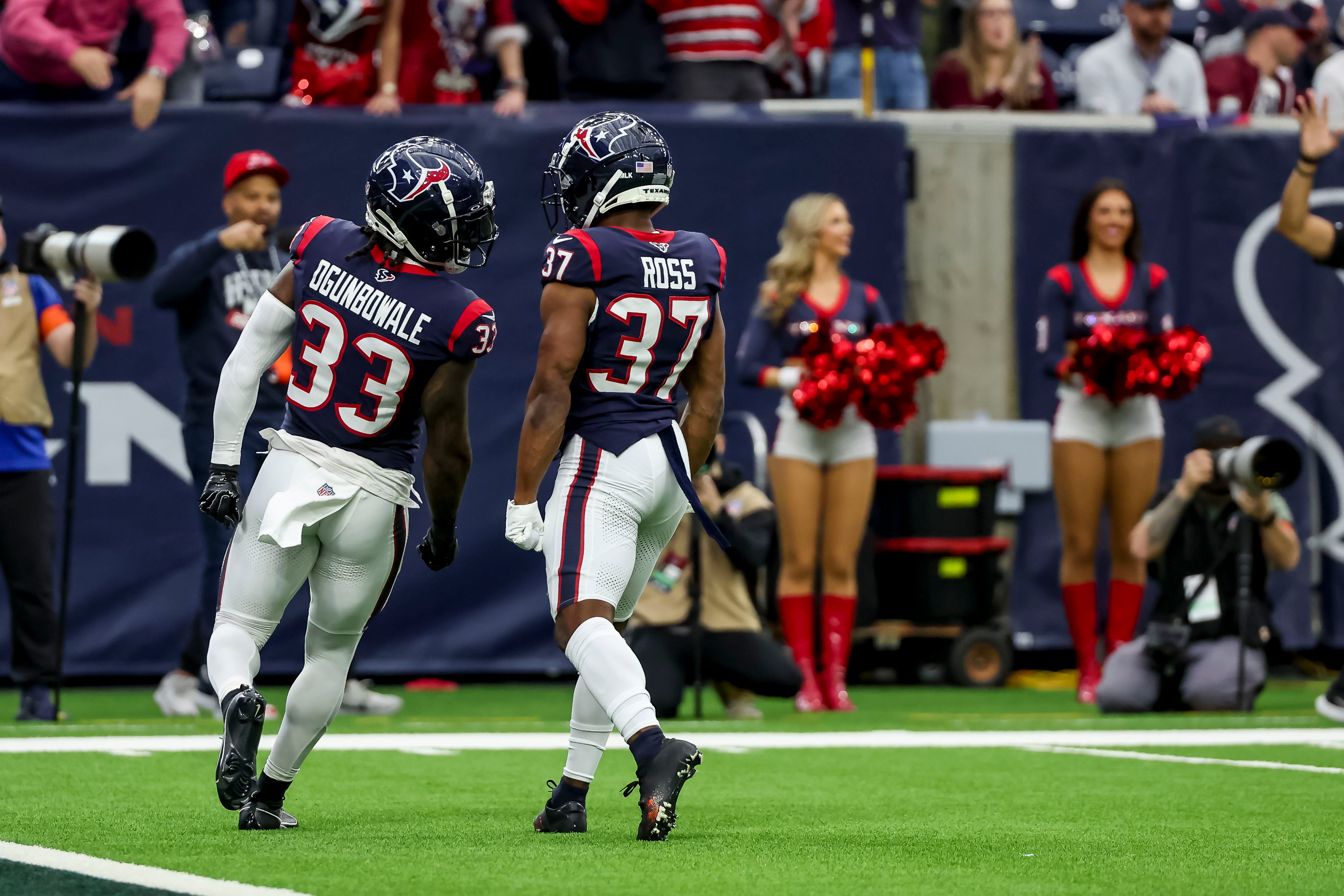 Houston Texans Dare Ogunbowale