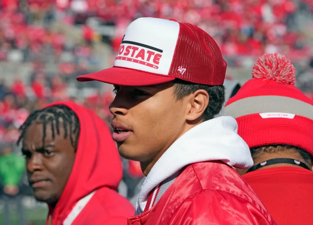 Ohio State 2025 quarterback commit Tavien St. Clair watches warm ups before the Penn State Nittany Lions game at Ohio Stadium