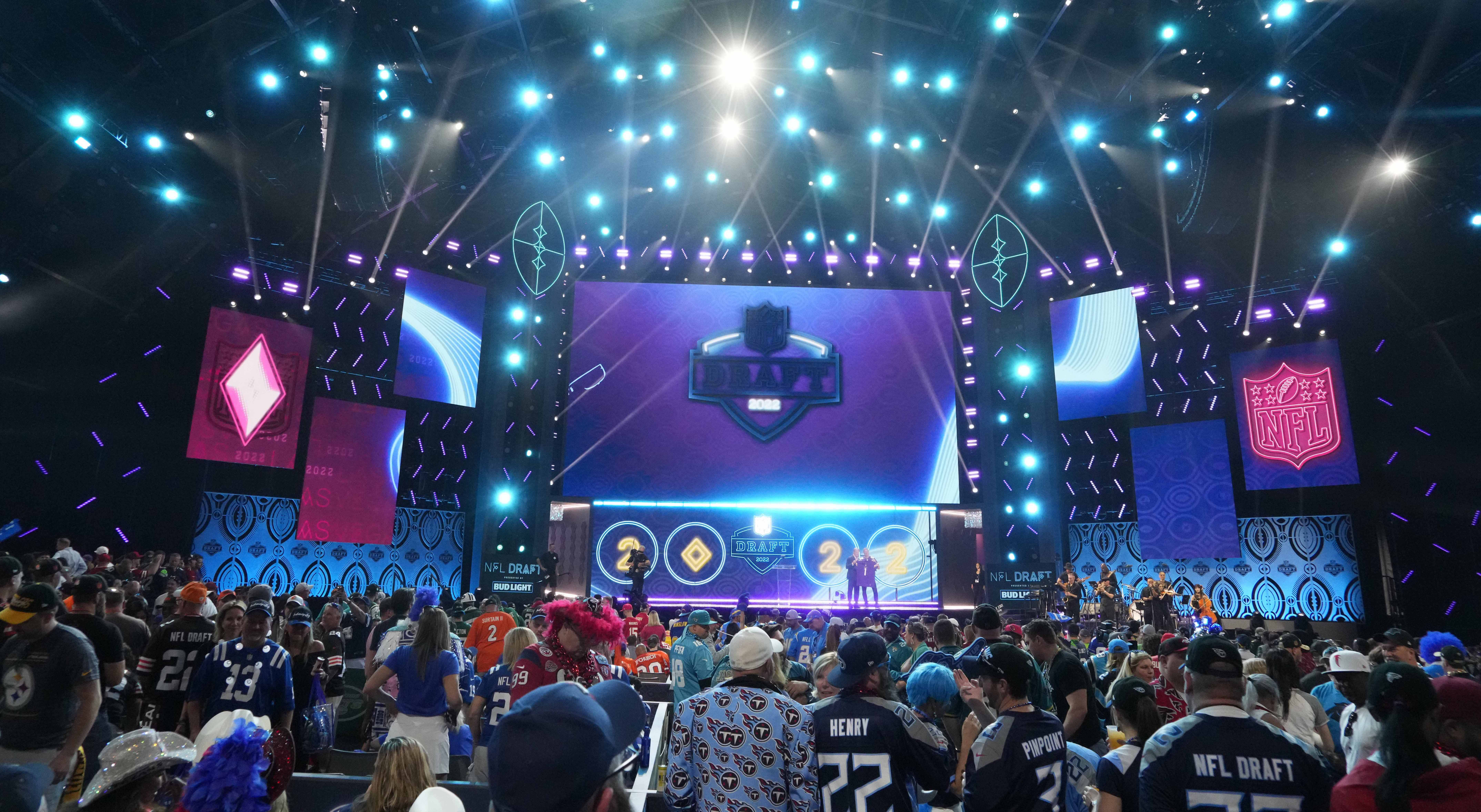 A general overall view as NFL commissioner Roger Goodell speaks during the first round of the 2022 NFL Draft at the NFL Draft Theater. Kirby Lee-USA TODAY Sports