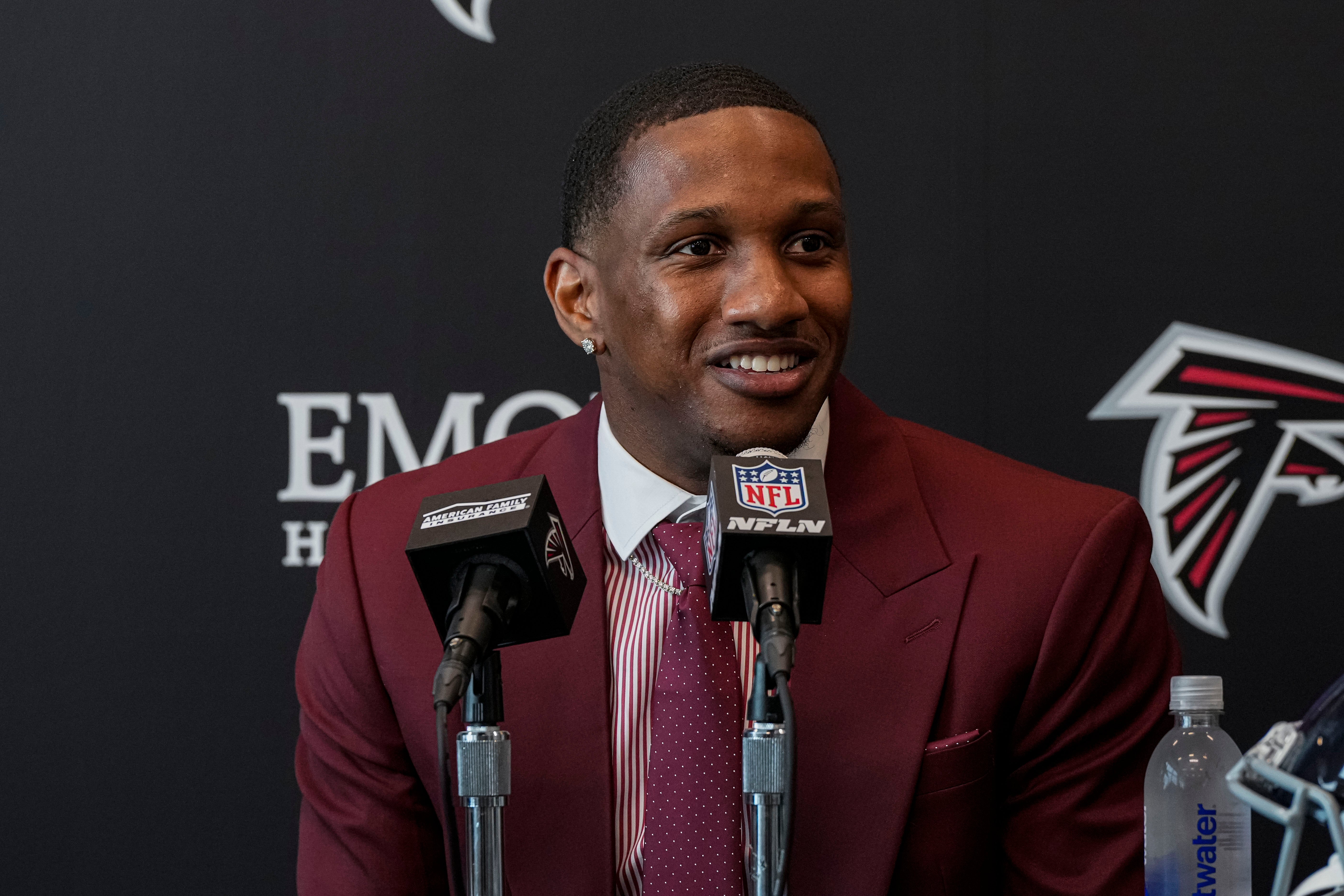 Atlanta Falcons first round draft pick quarterback Michael Penix Jr talks to the media at a press conference introducing him at the Falcons training complex.