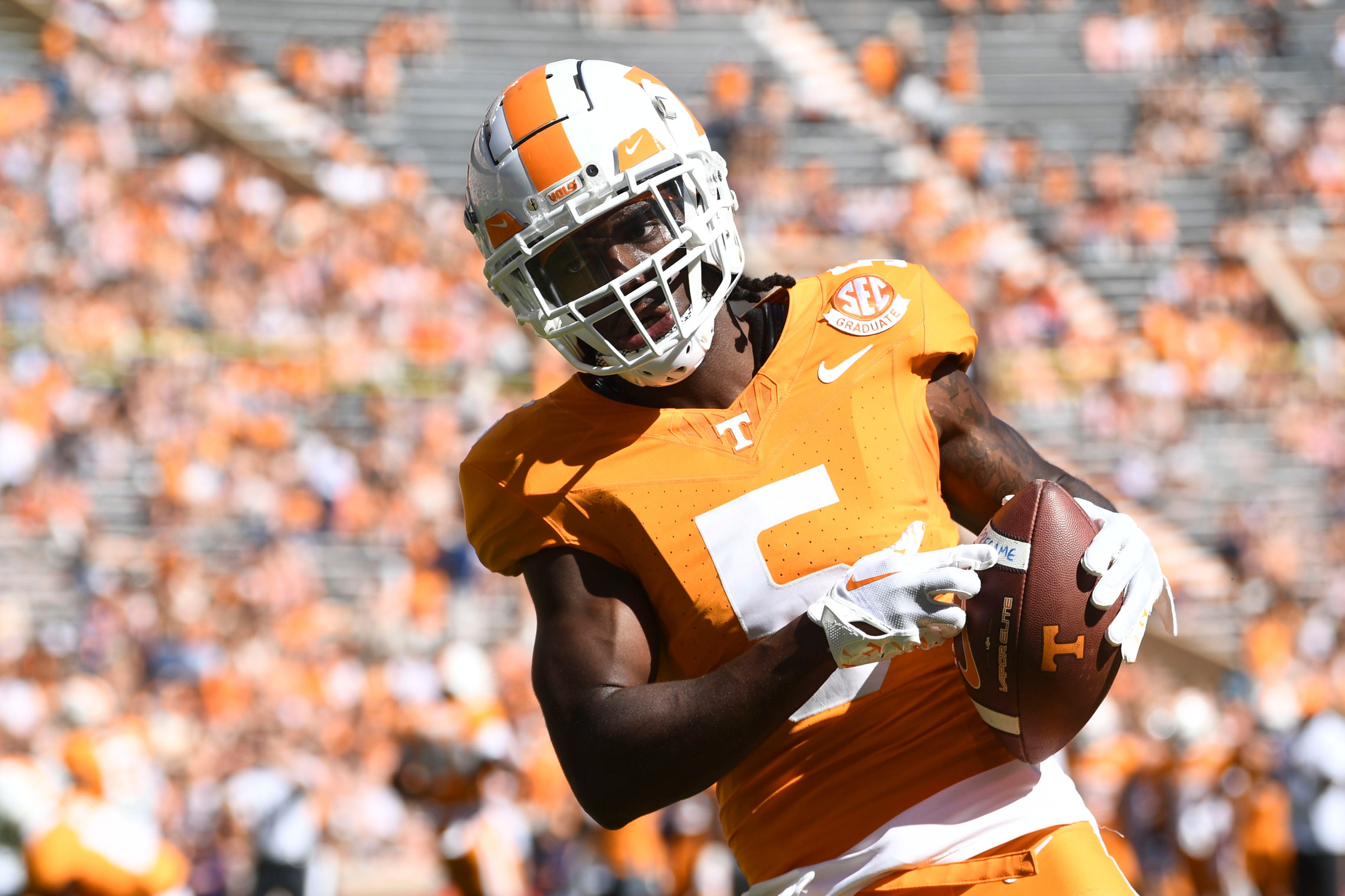 Tennessee defensive back Kamal Hadden (5) warming up before the start of the NCAA college football game against UTSA on Saturday, September 23, 2023 in Knoxville, Tenn.