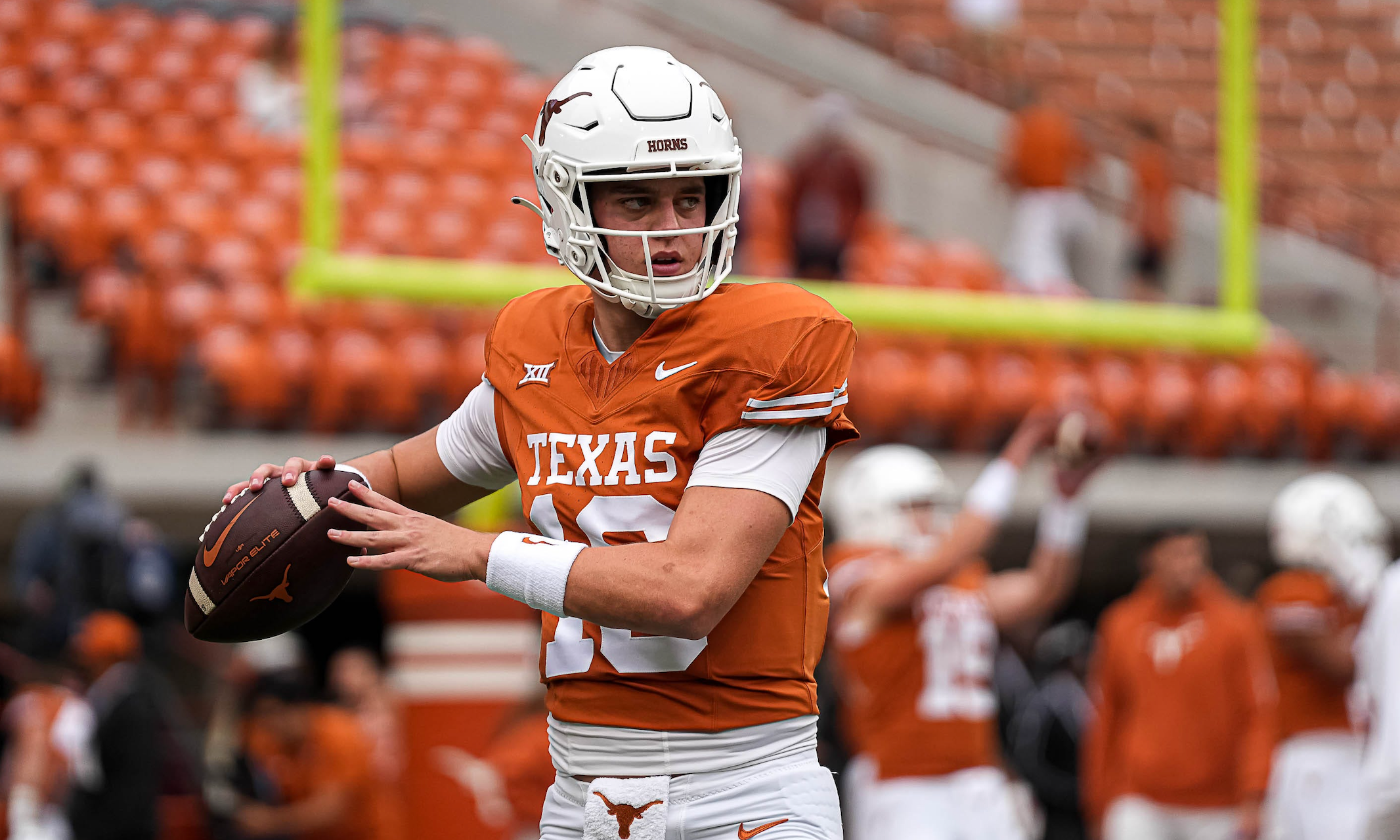 Arch Manning football news